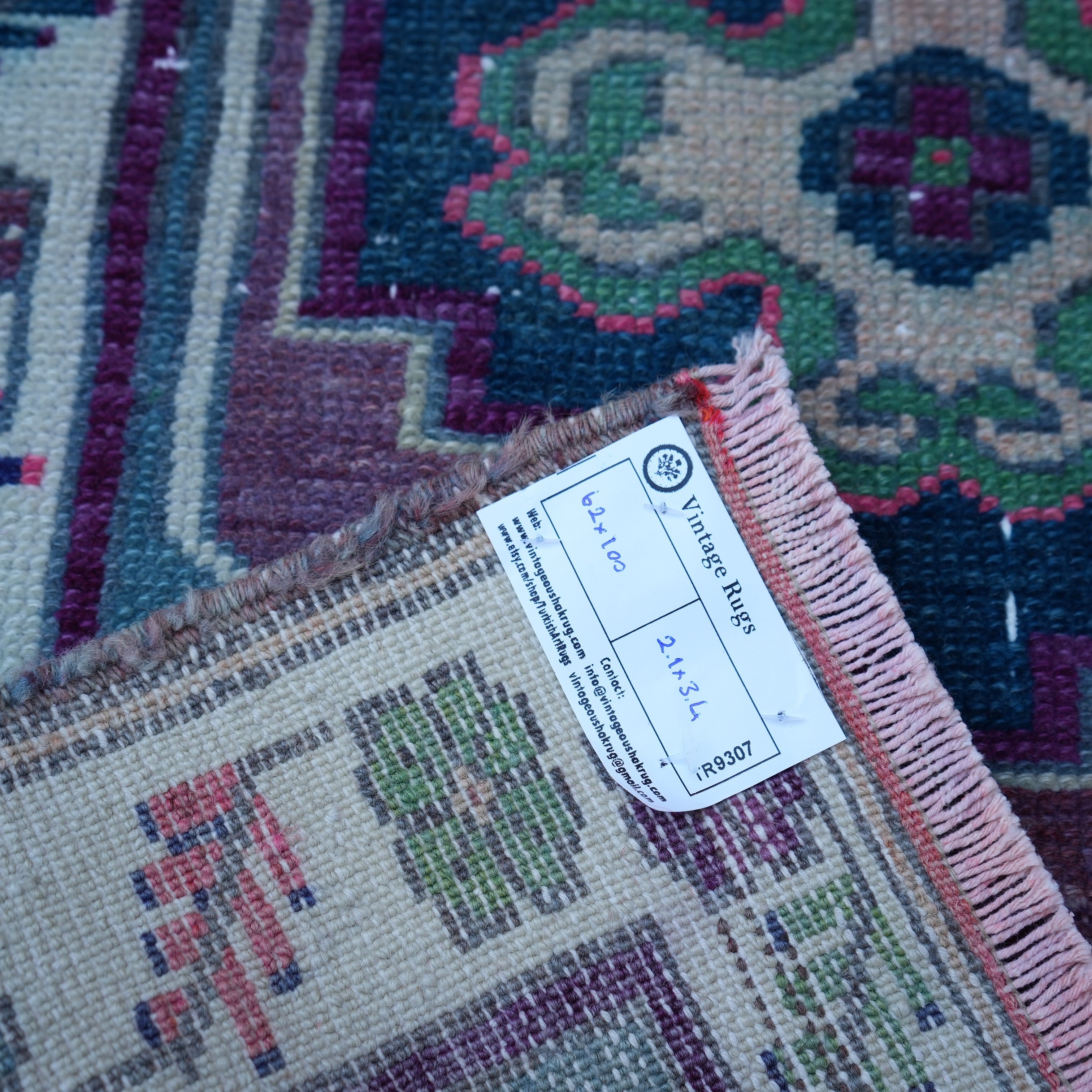 Fulvia - Small Vintage Rug