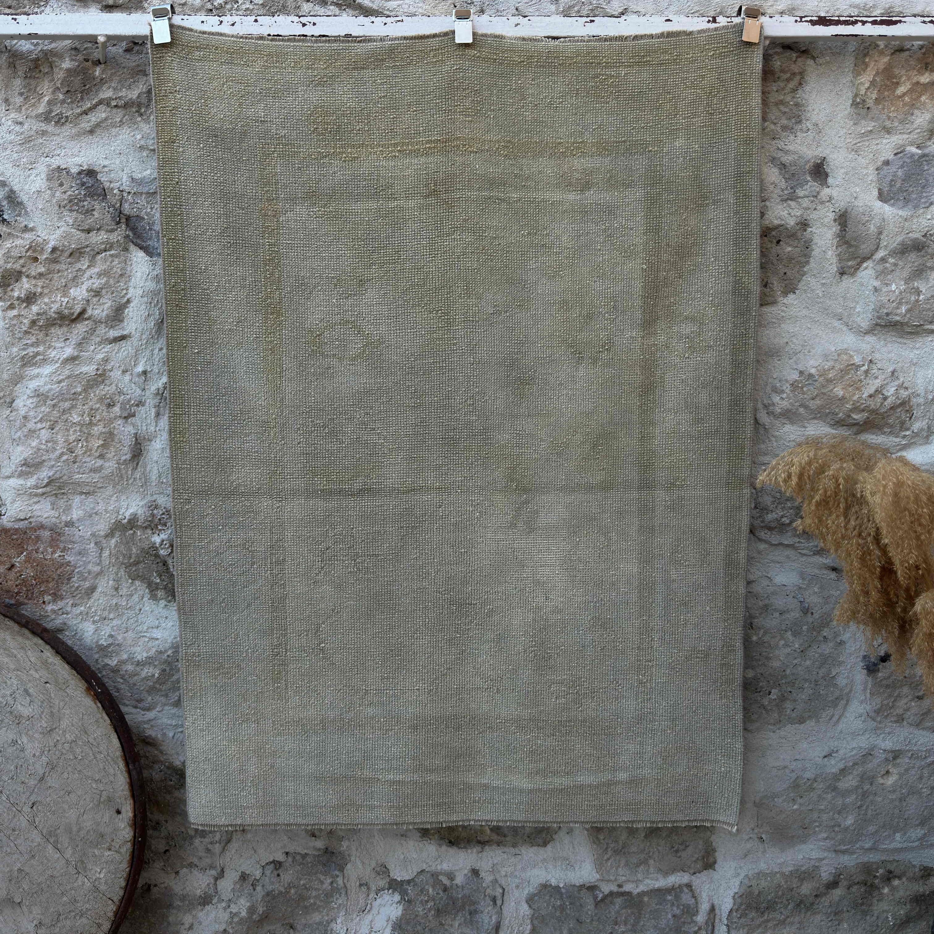 Graham 4' x 5'2"