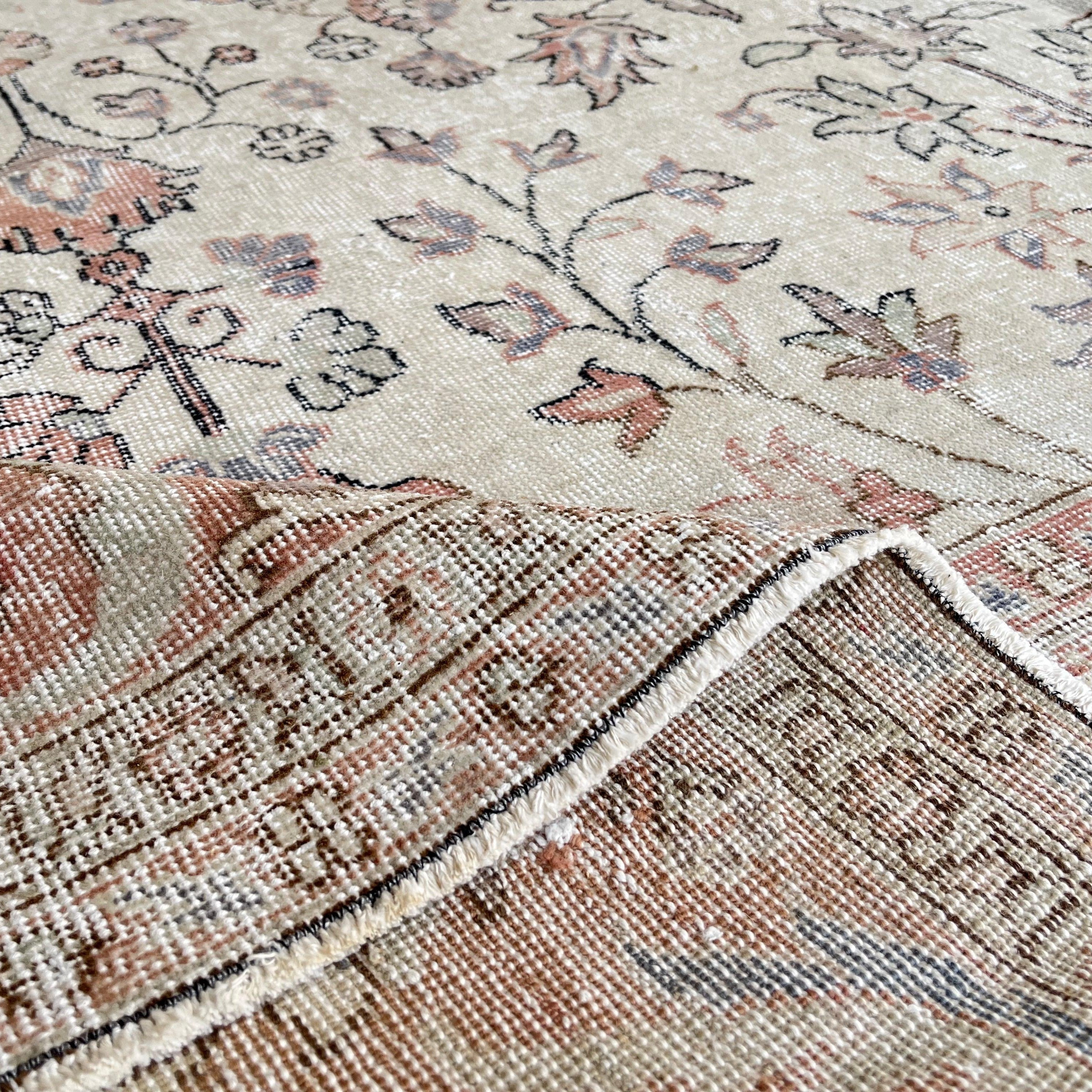 Greyson 9' x 12'2''