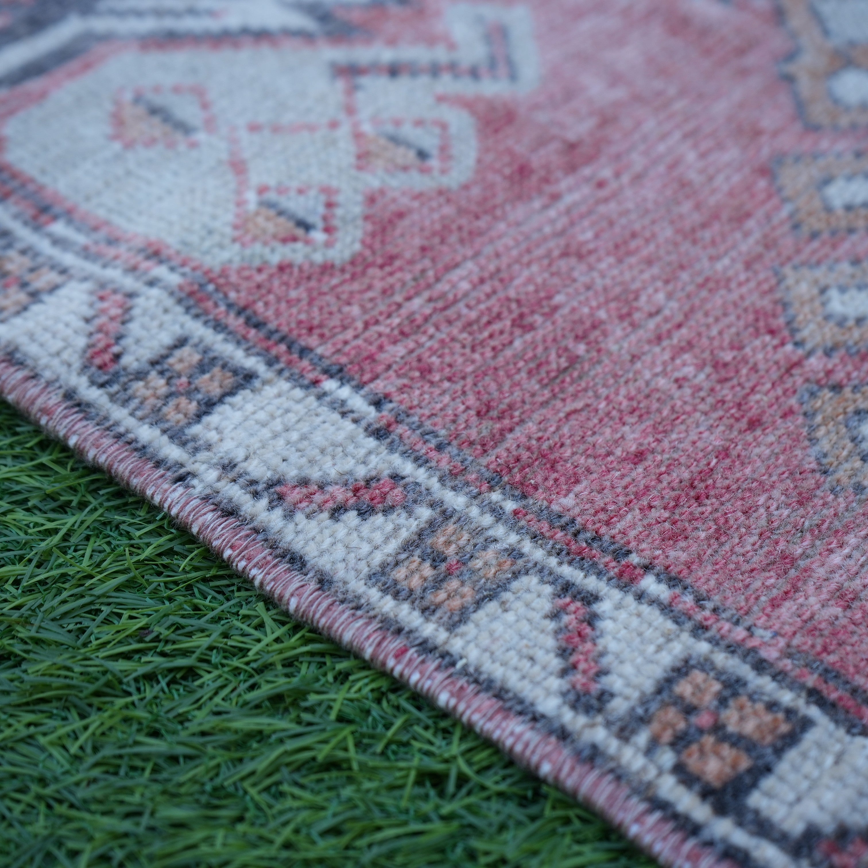 Gusti - Small Area Rug