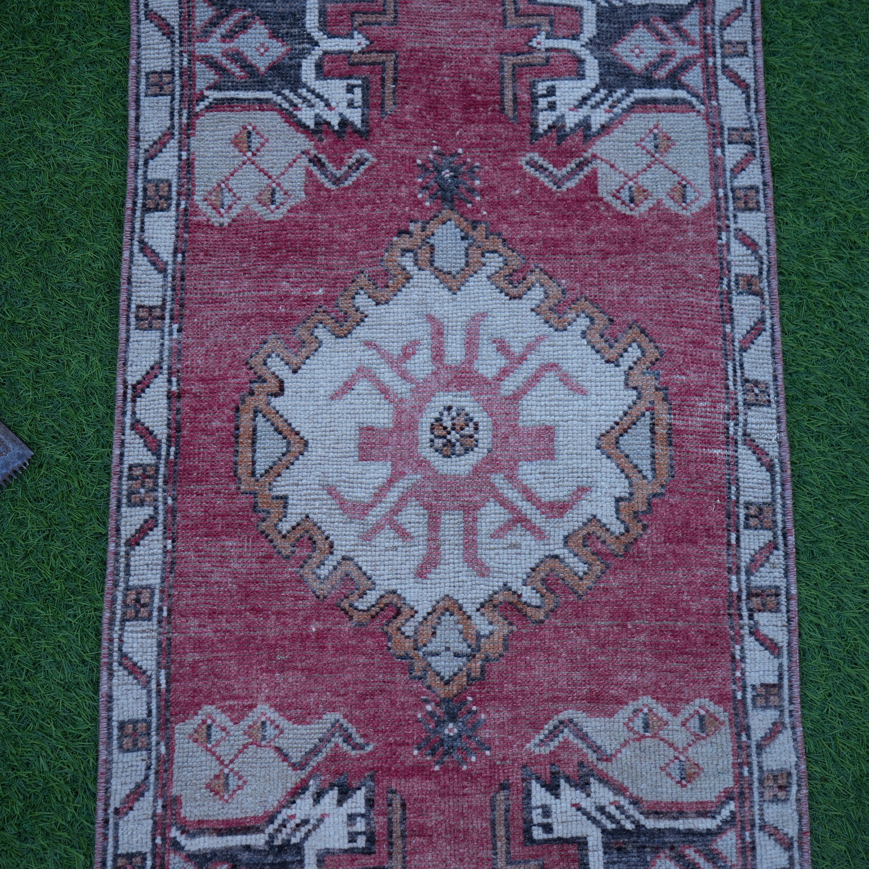 Hadria - Vintage Anatolian Rug