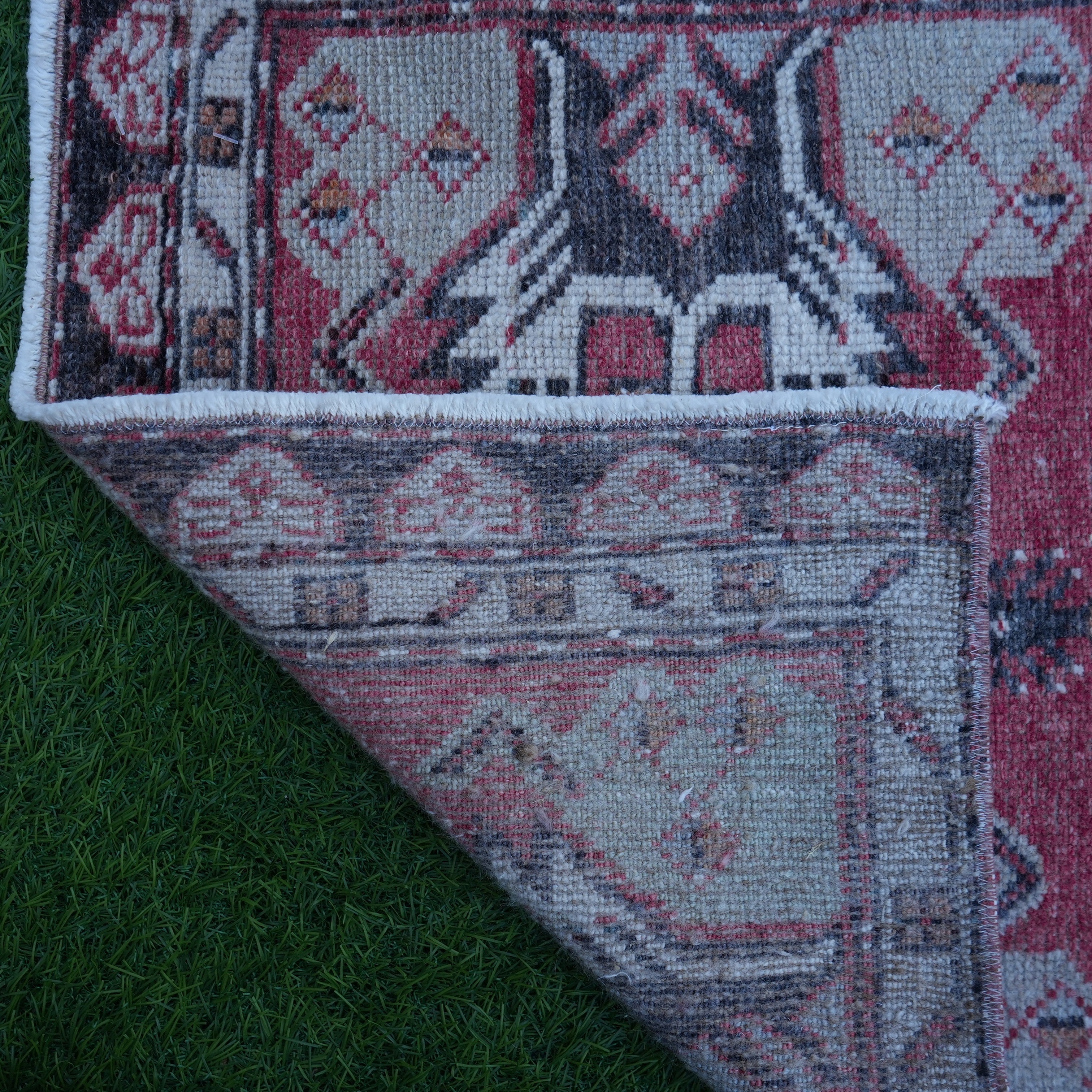 Hadria - Vintage Anatolian Rug