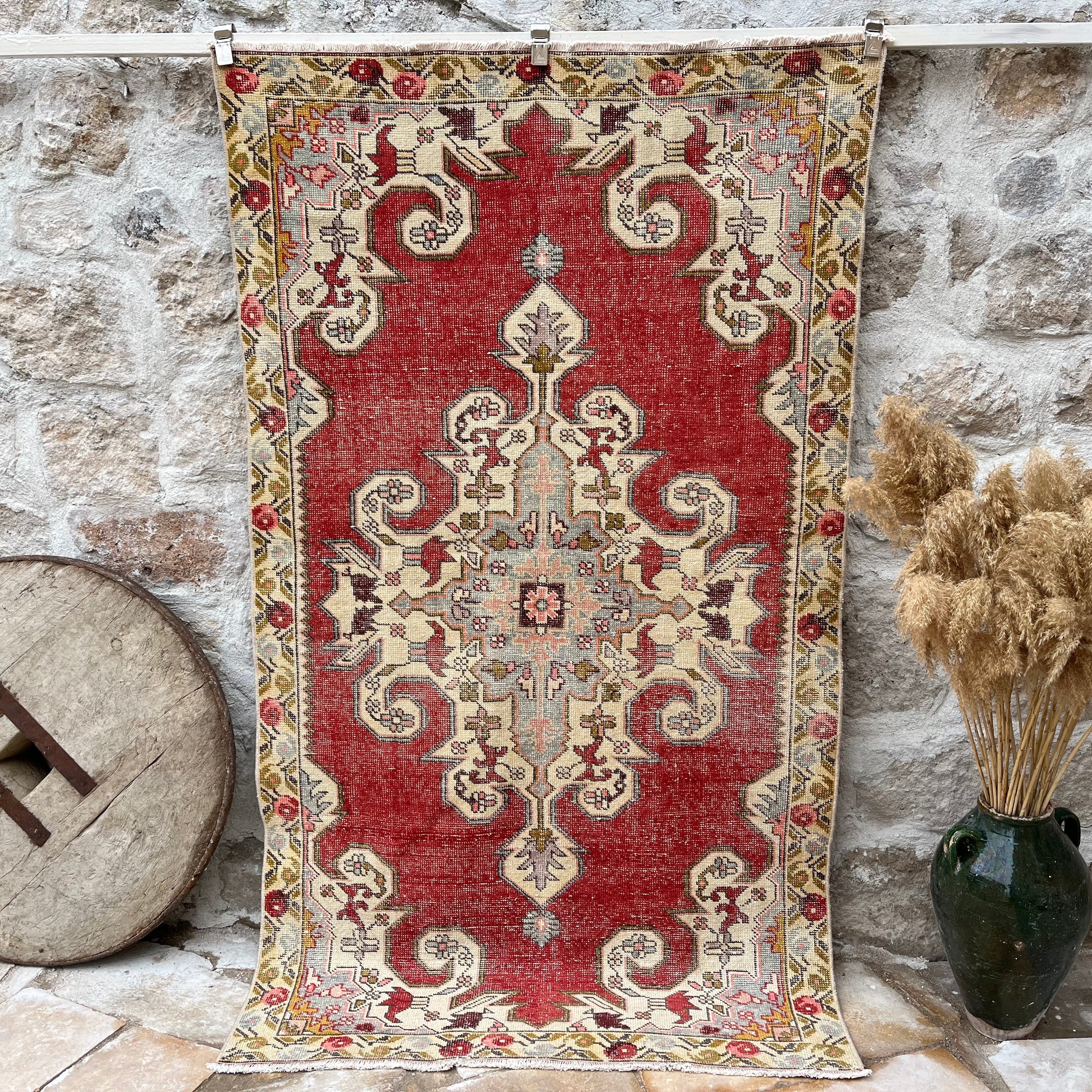 Red 4' x 7' handknotted rug with traditional design, handmade in Turkey – Amber.