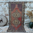 Red 4' x 9' handknotted rug with medallion design, handmade in Turkey – Darren.