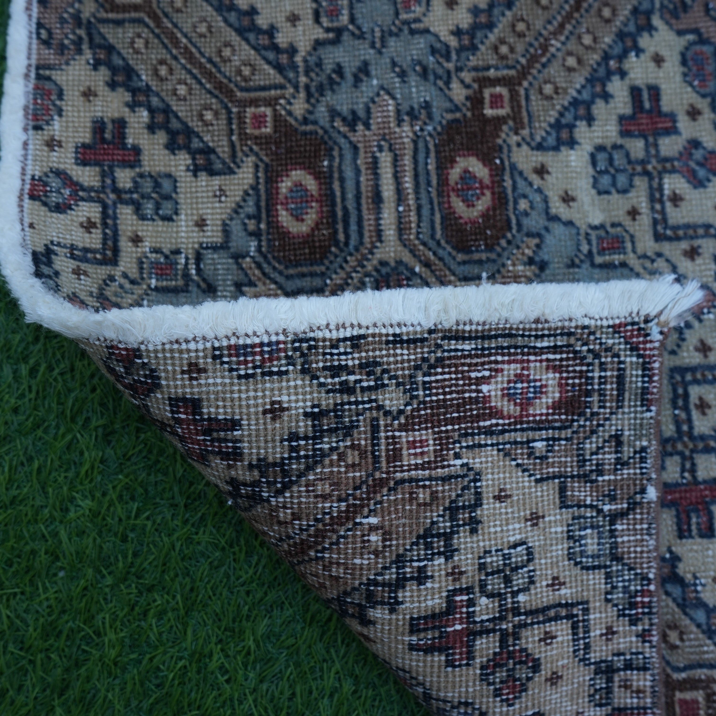 Harrie - Small Turkish Rug