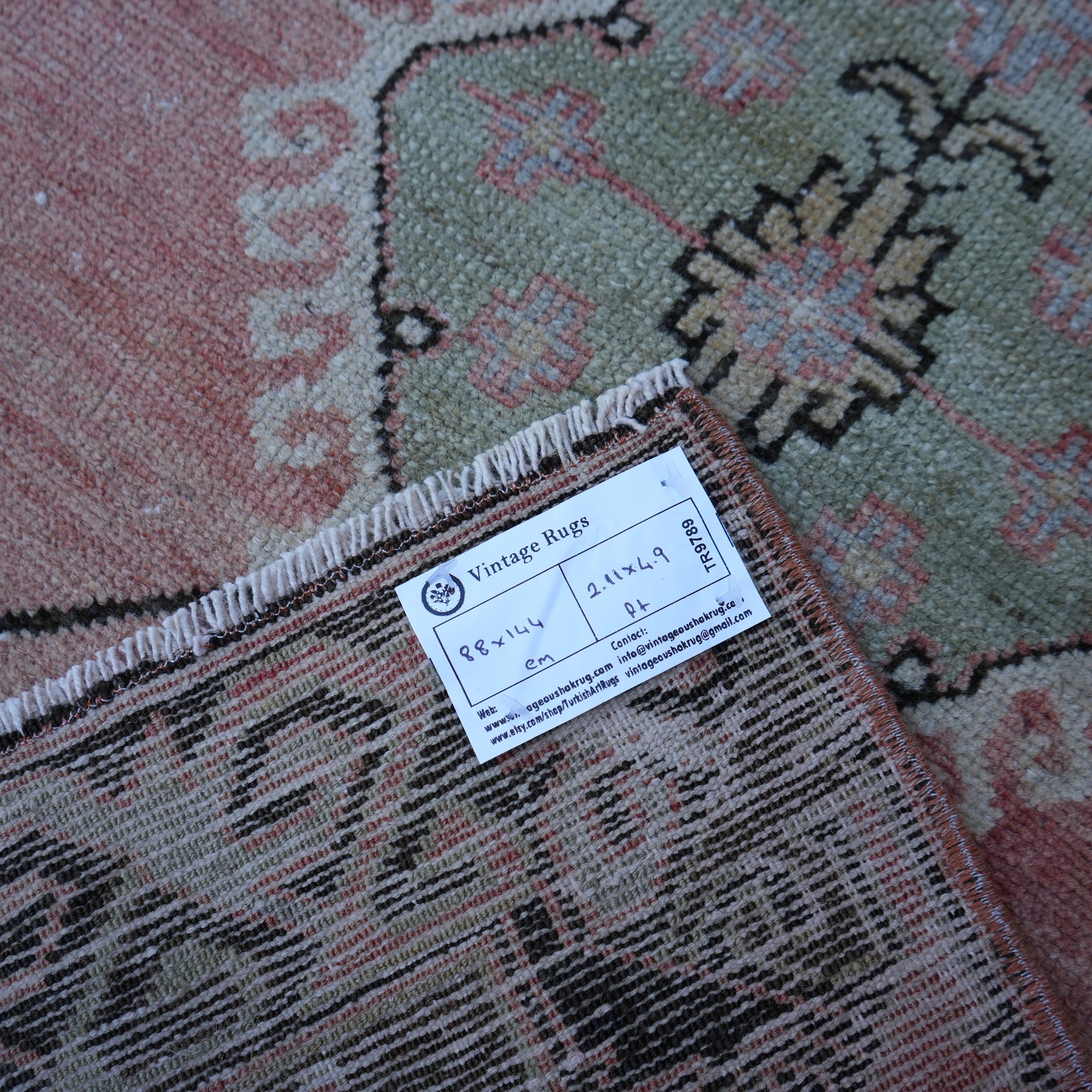 Hatty - Turkish Area Rug