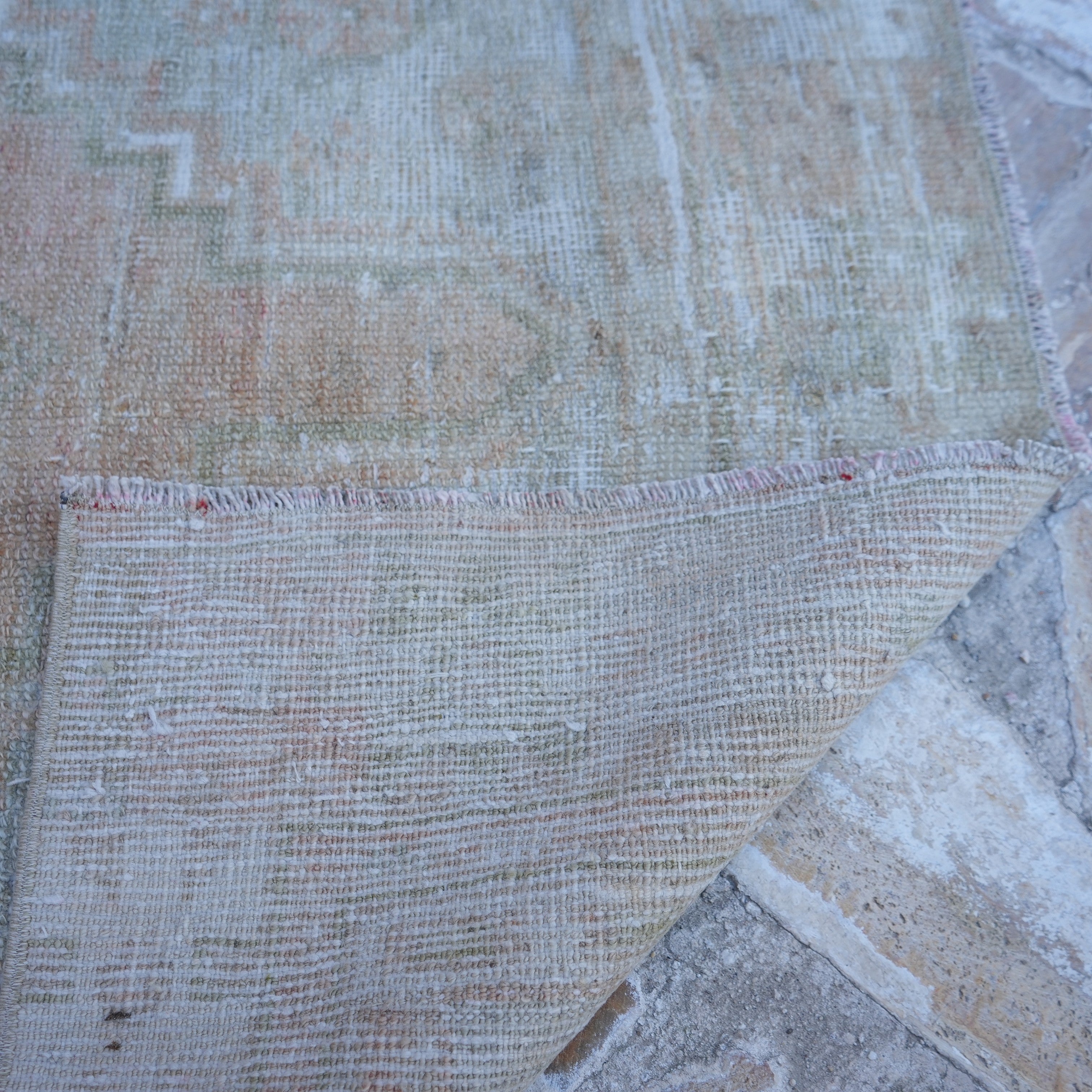 Jenn - Vintage Neutral Rug