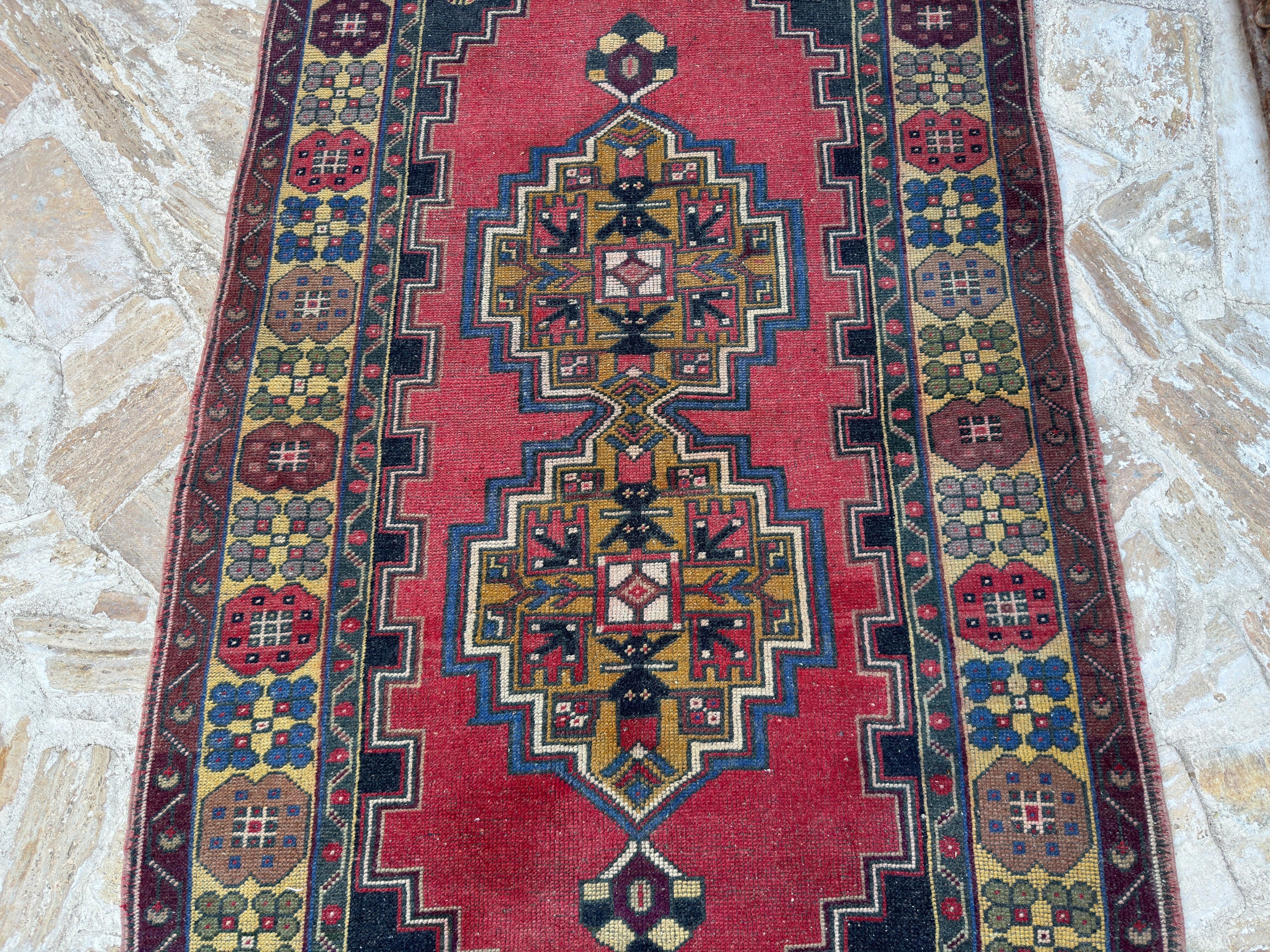 Jodi 3’10” x 7’