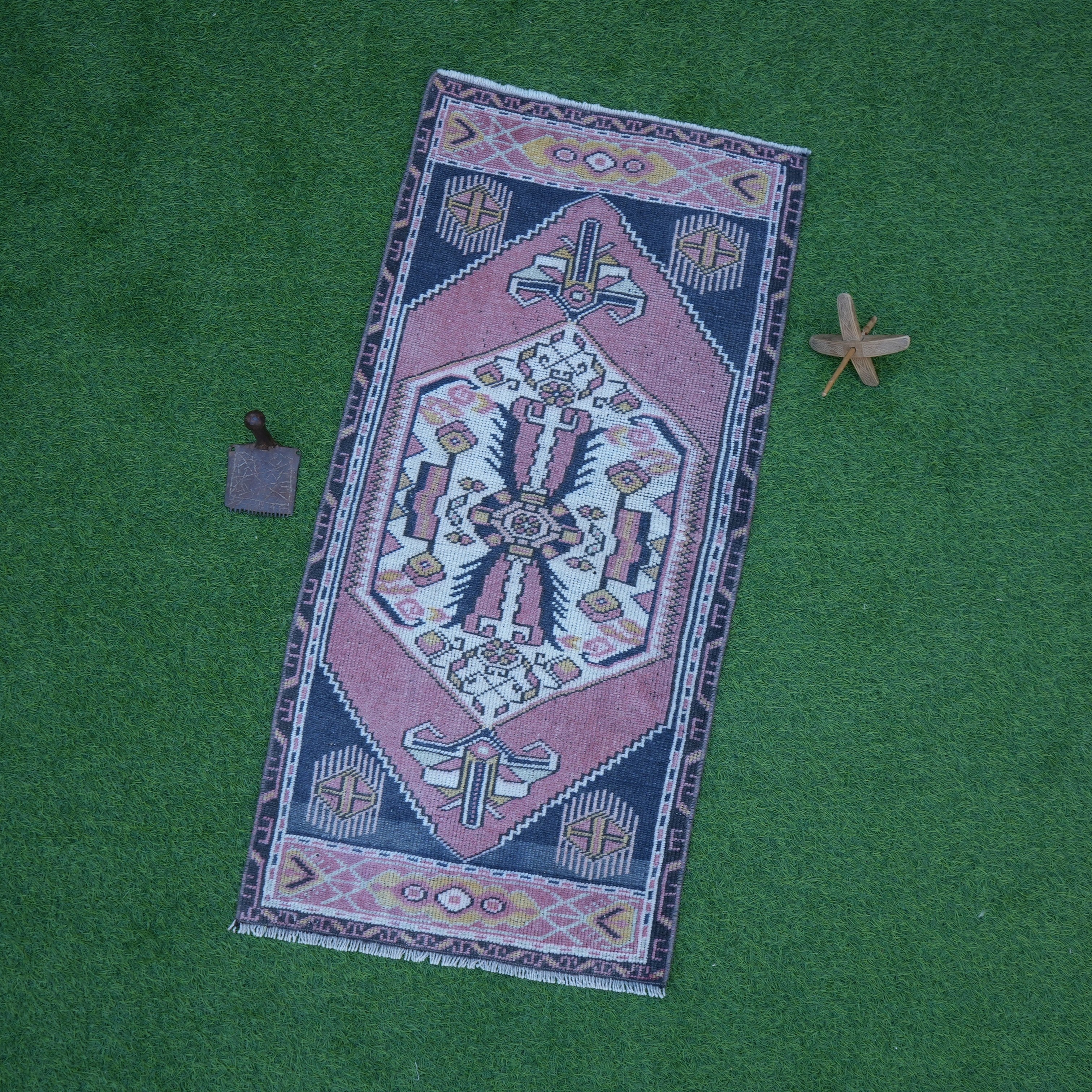 Joice - Vintage Rug