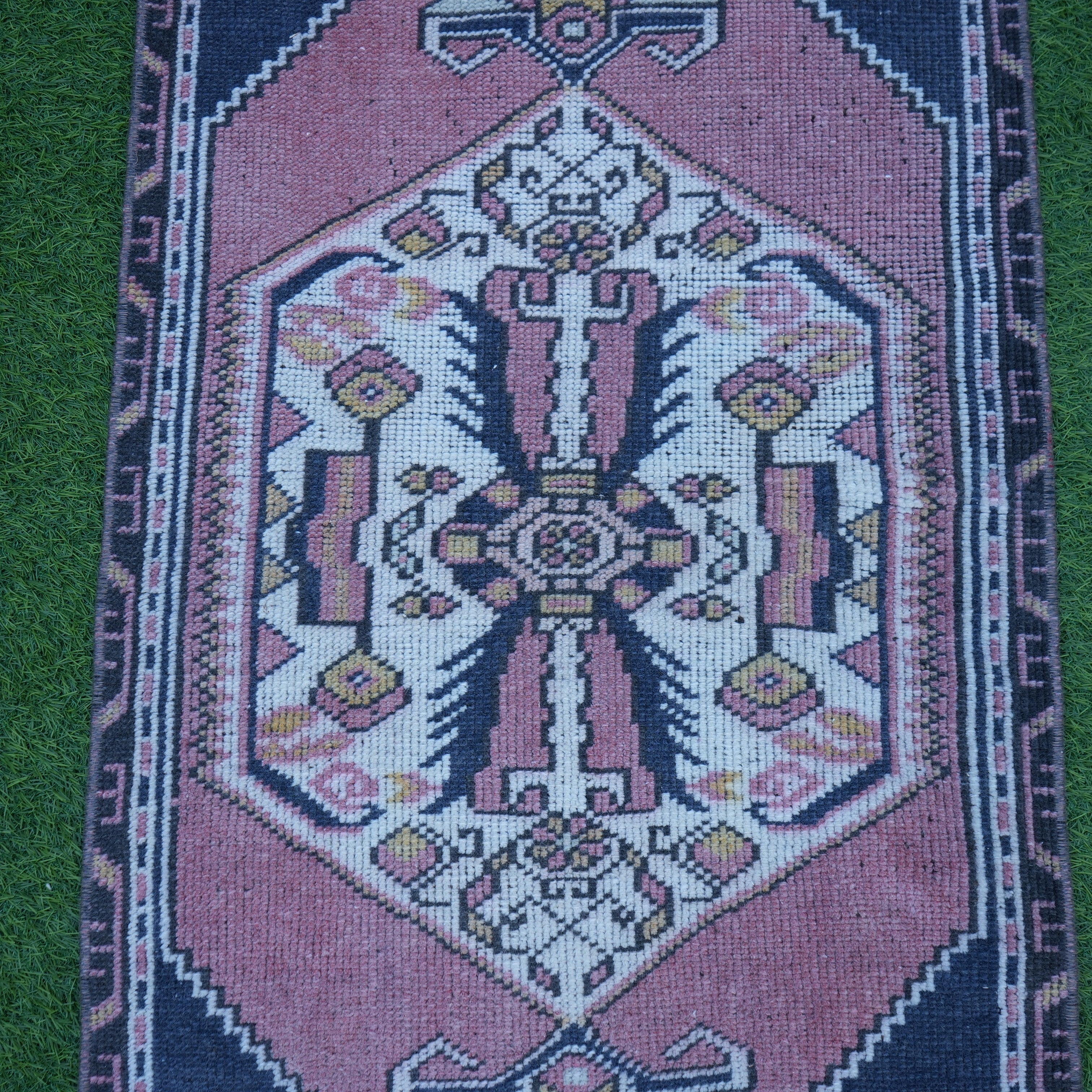 Joice - Vintage Rug