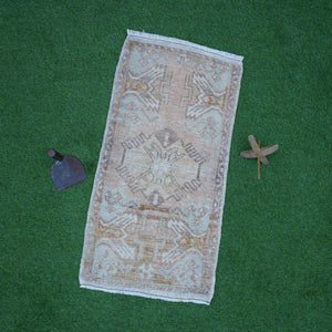 Kaden - Vintage Turkish Rug