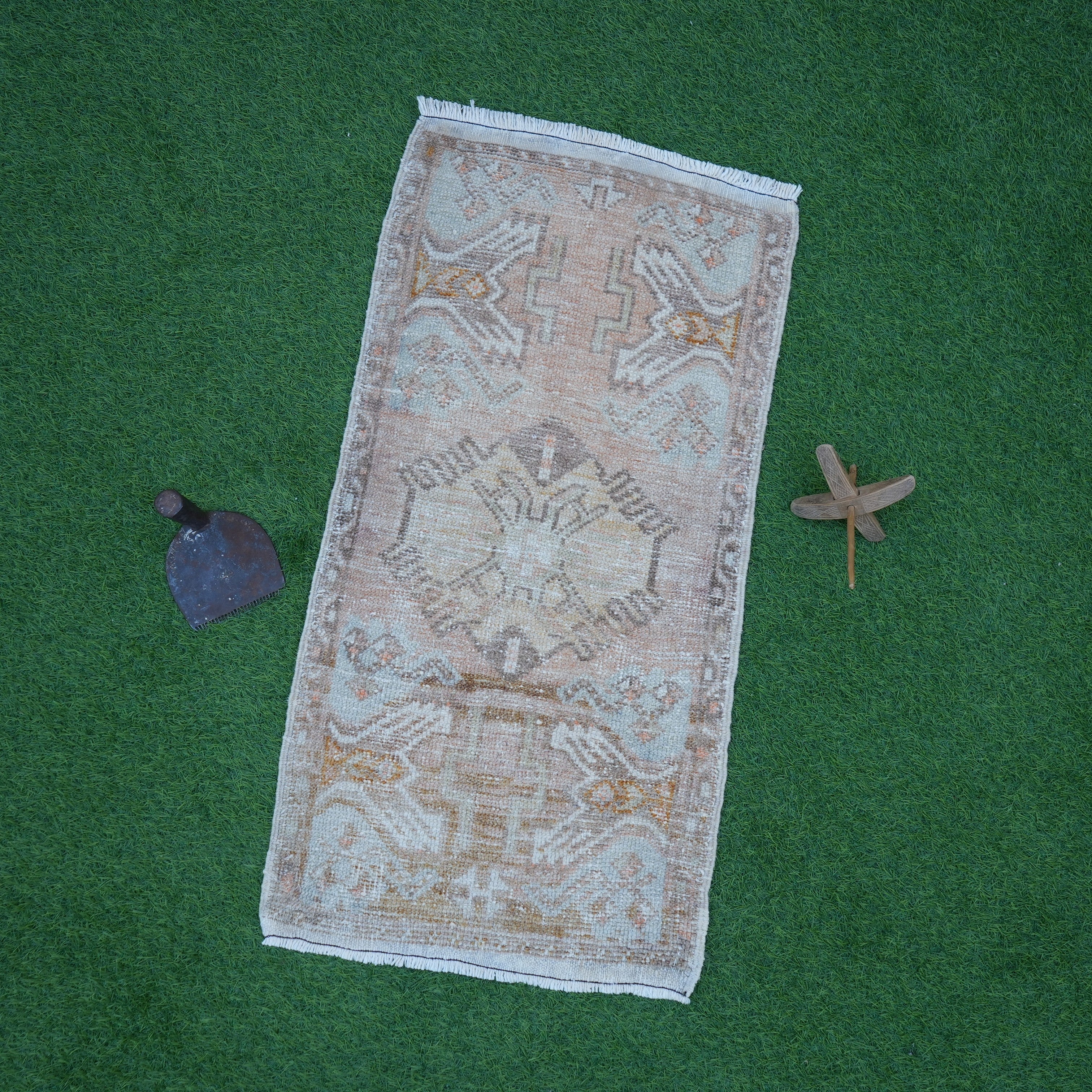 Kaden - Vintage Turkish Rug