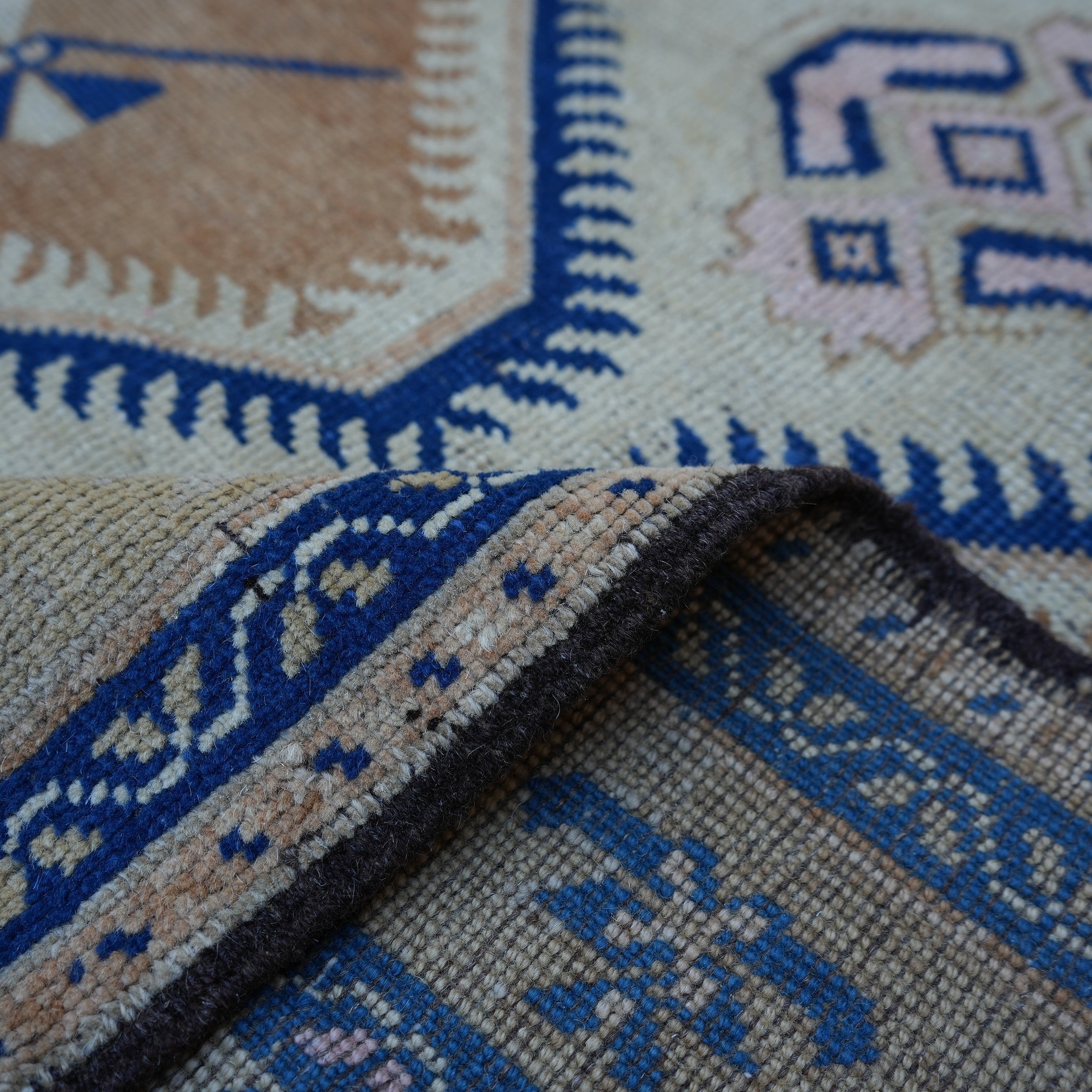 Kally - Turkish Area Rug