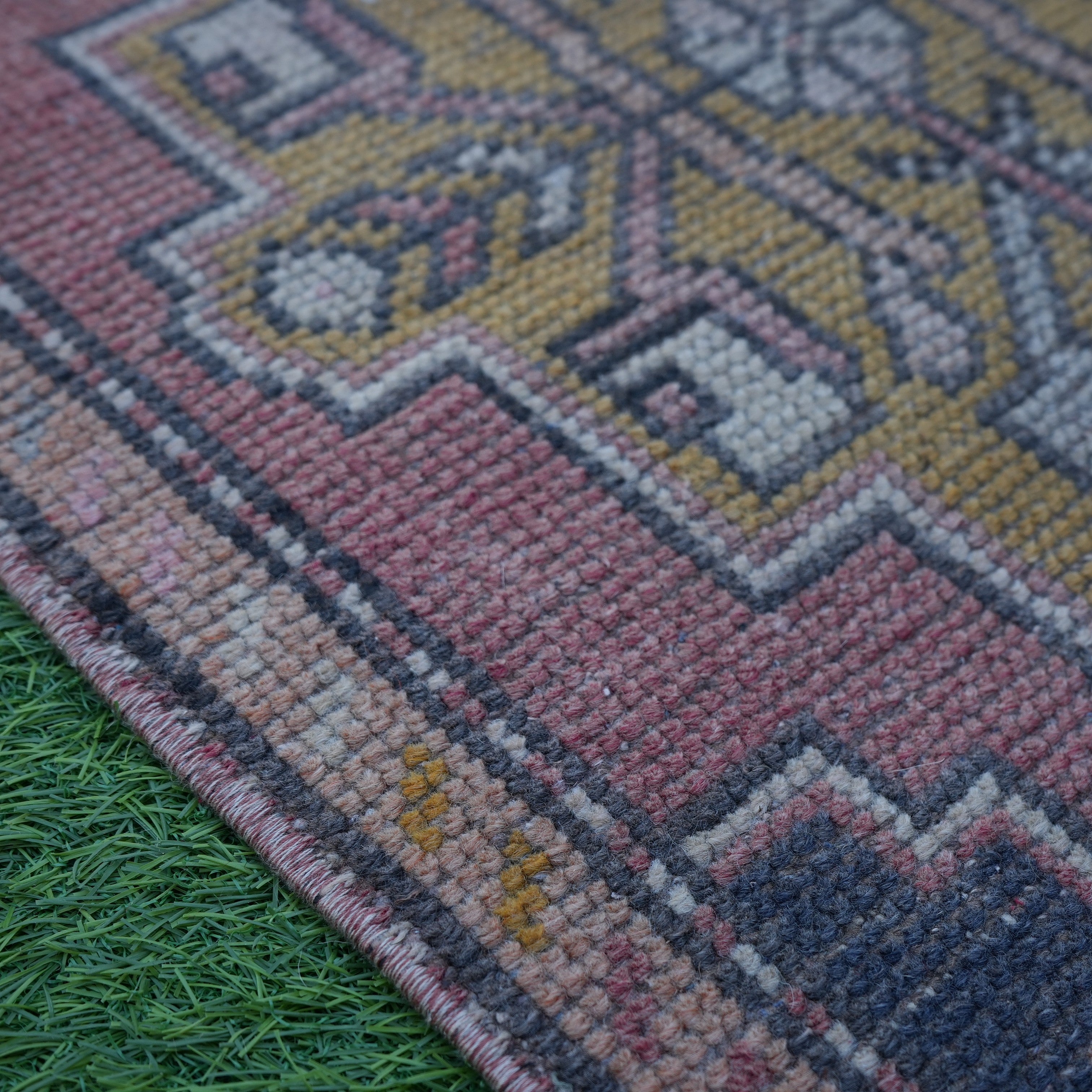 Karry - Mini Turkish Rug