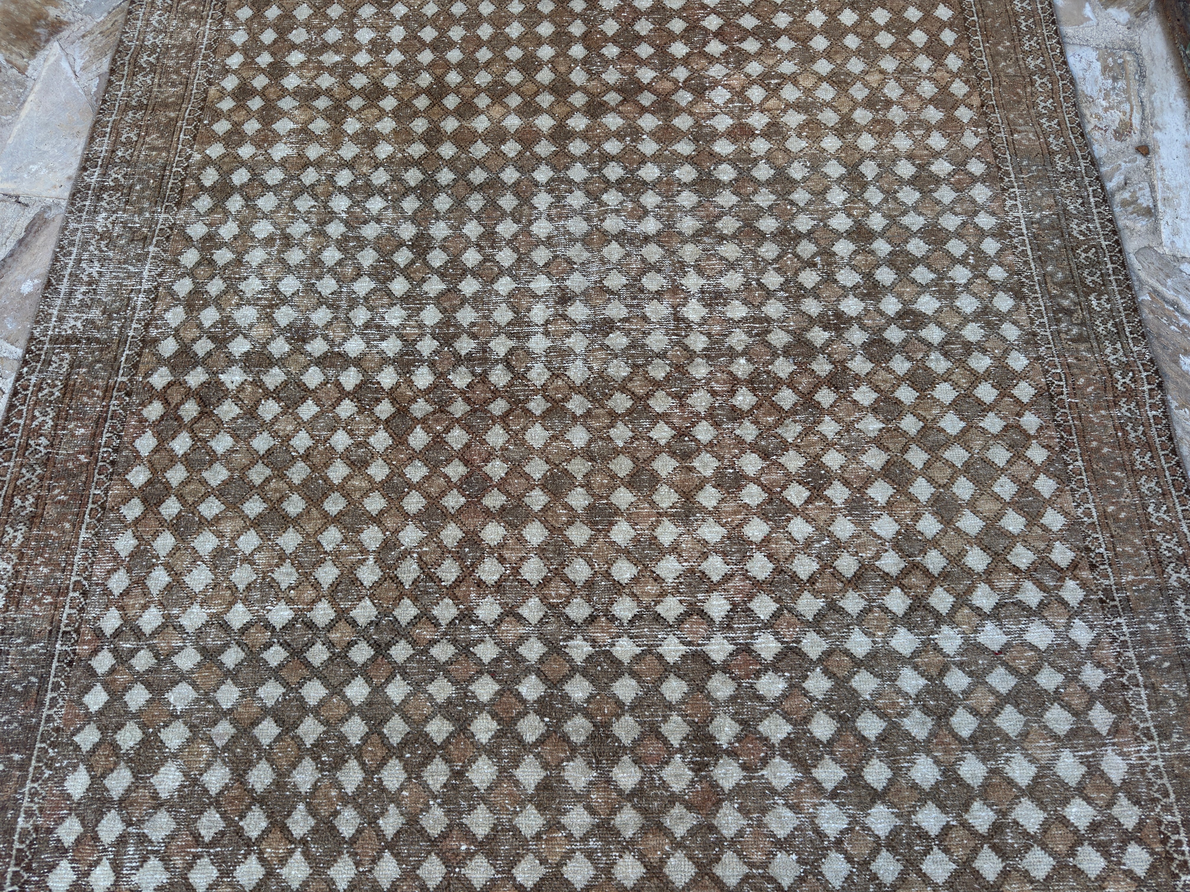 Keri 6’7” x 8’