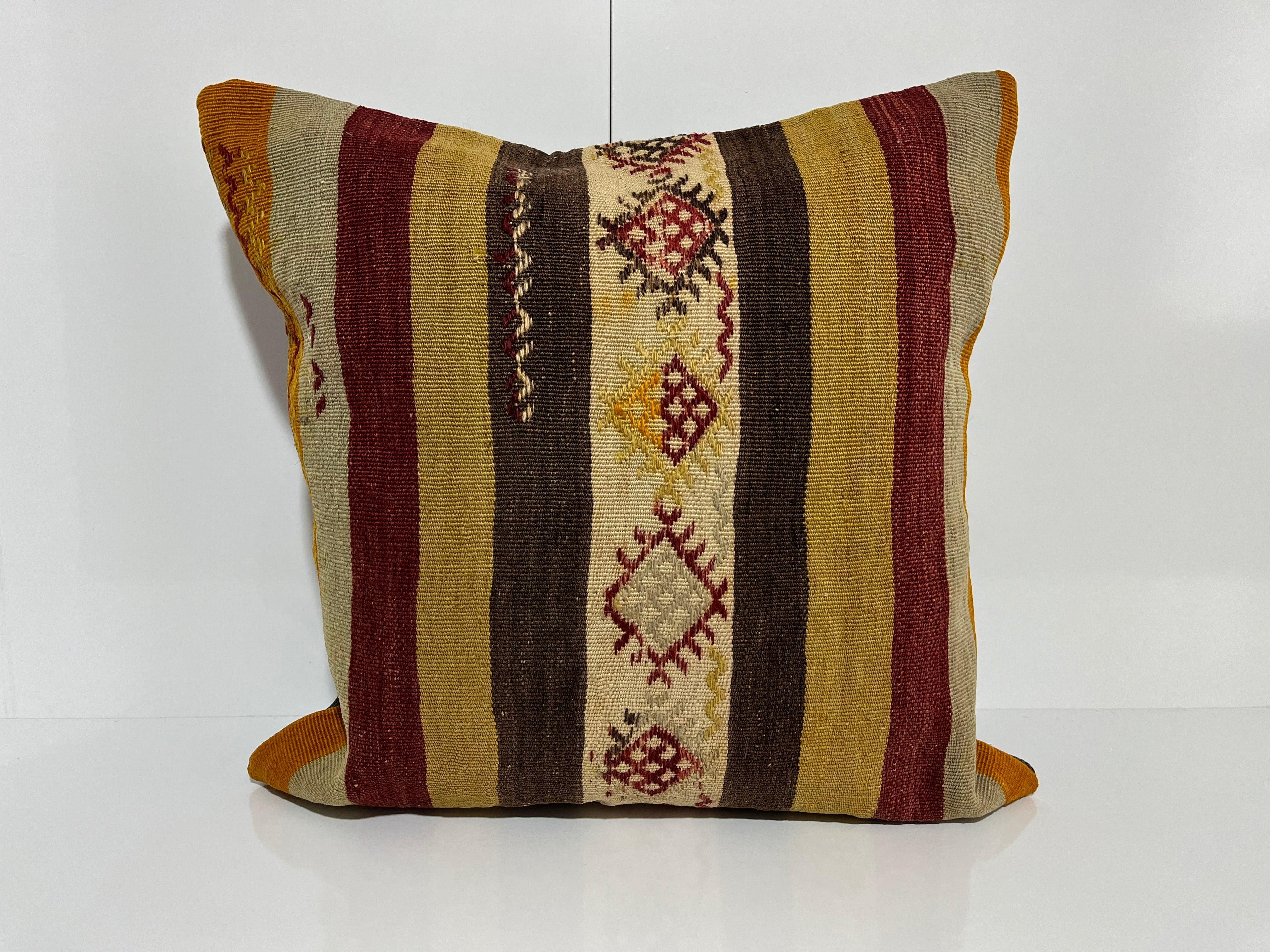 Kilim Pillow 20x20 inch, #EE00223