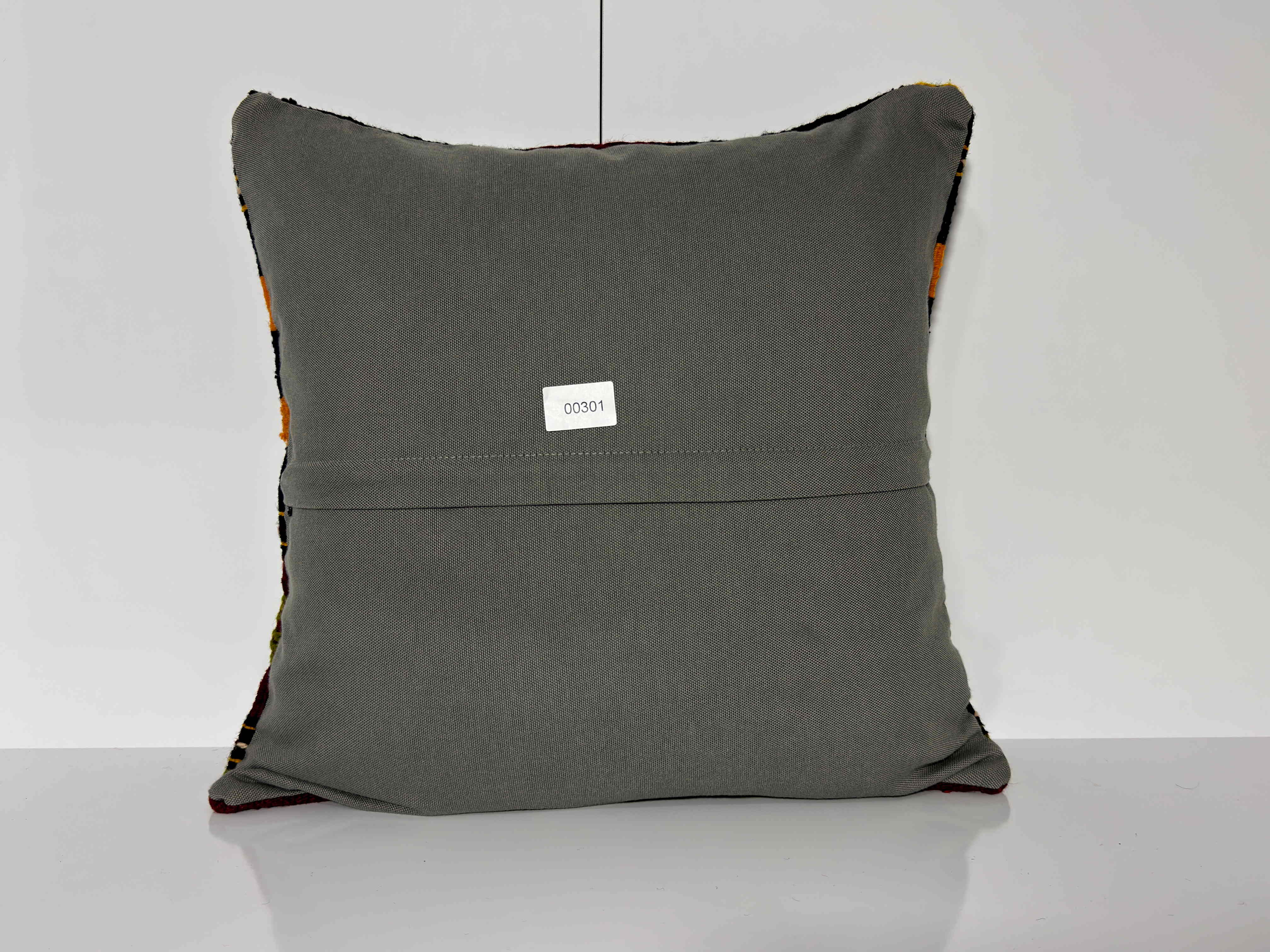 Kilim Pillow 20x20 inch, #EE00301