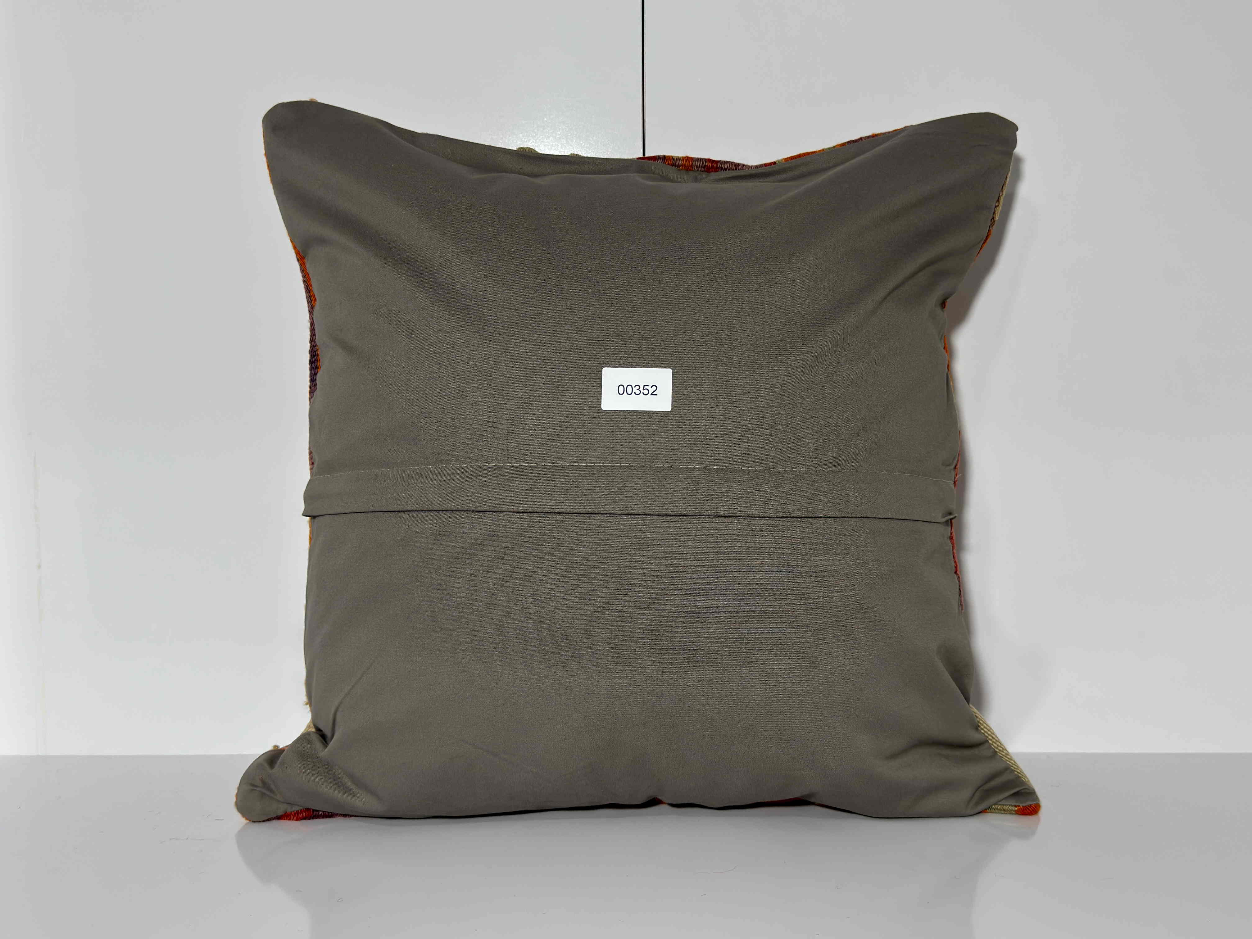 Kilim Pillow 20x20 inch, #EE00352