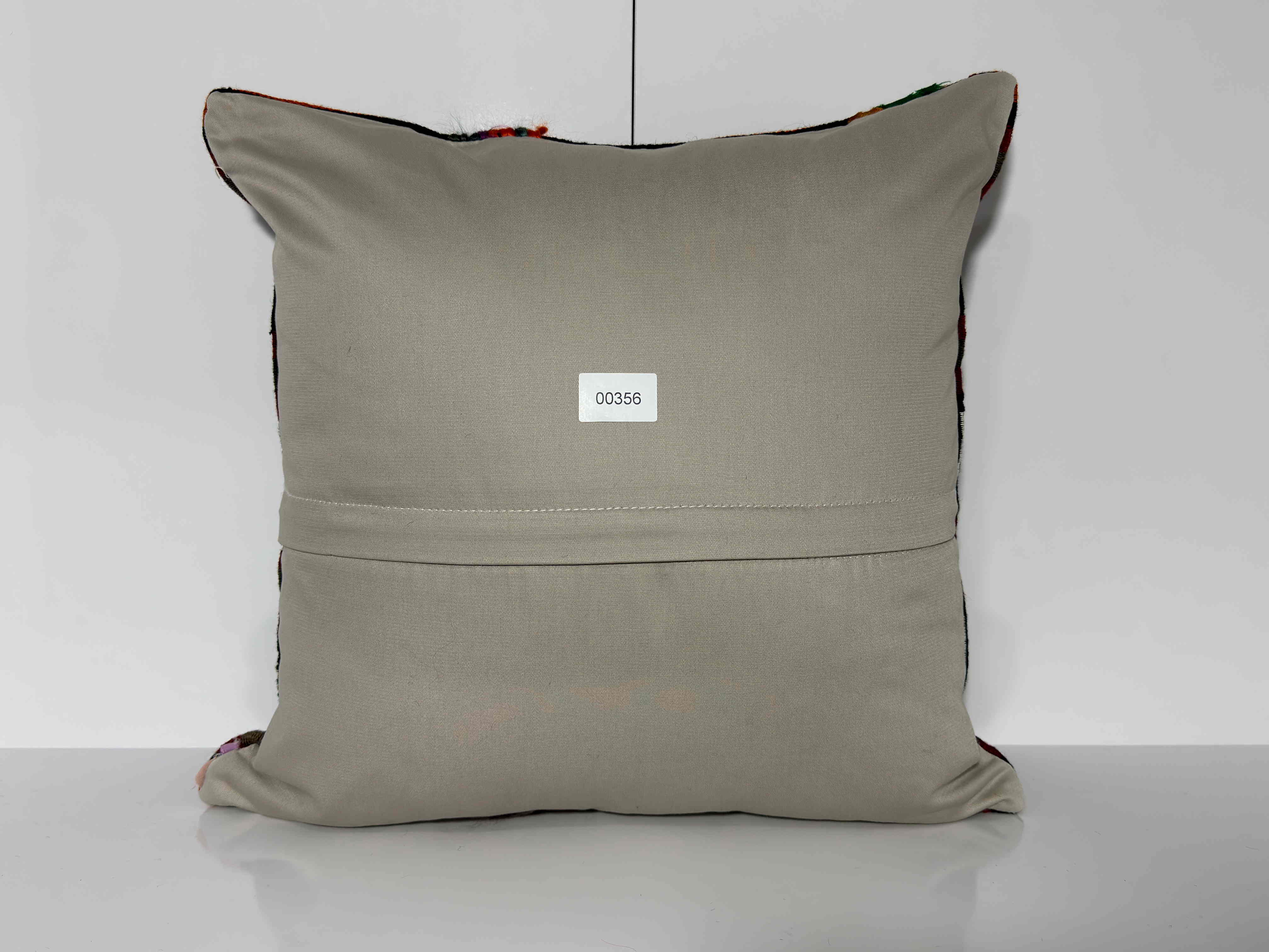 Kilim Pillow 20x20 inch, #EE00356