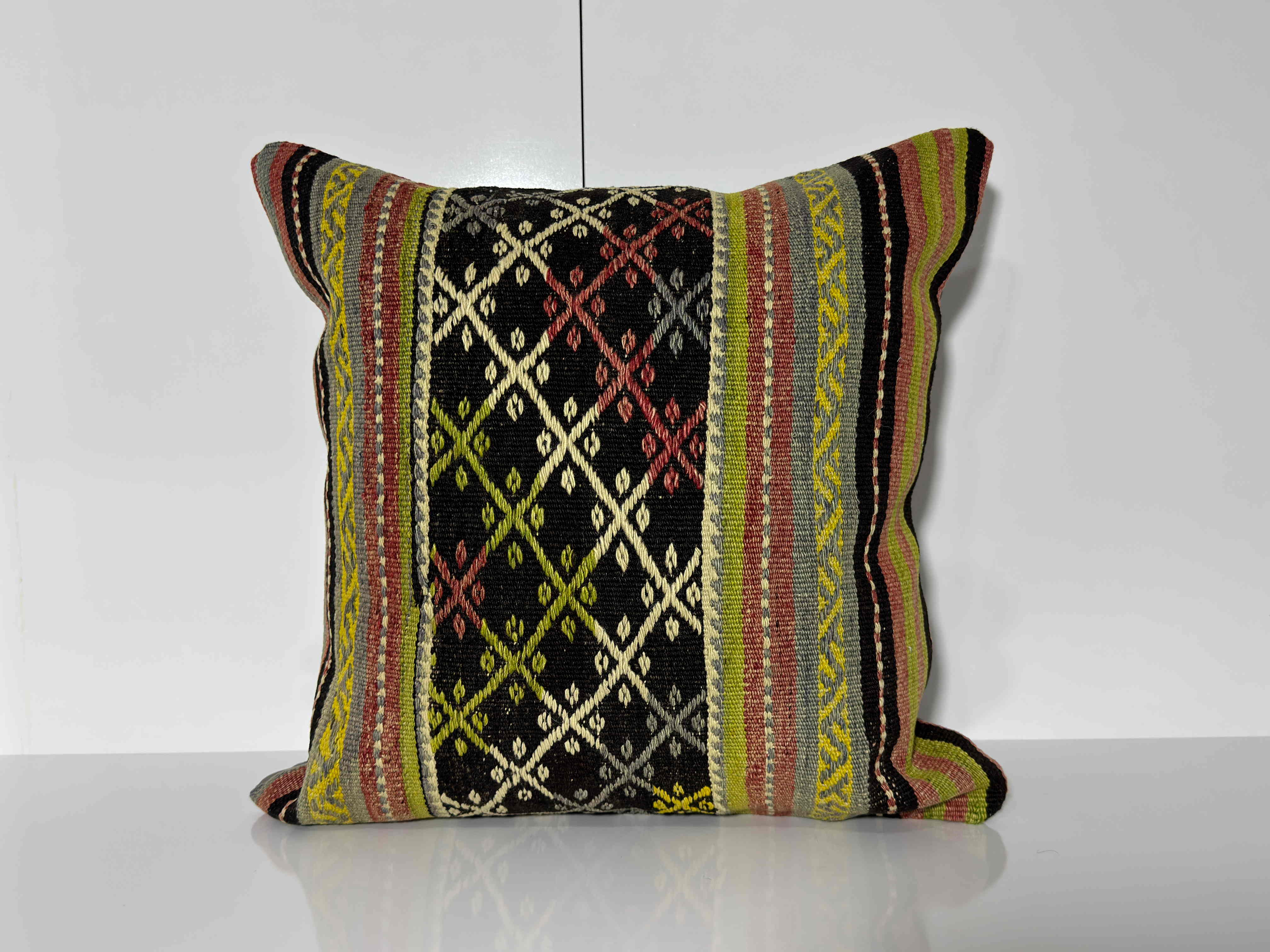 Kilim Pillow 20x20 inch, #EE00381
