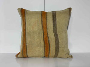 EE00142 - Kilim Pillow