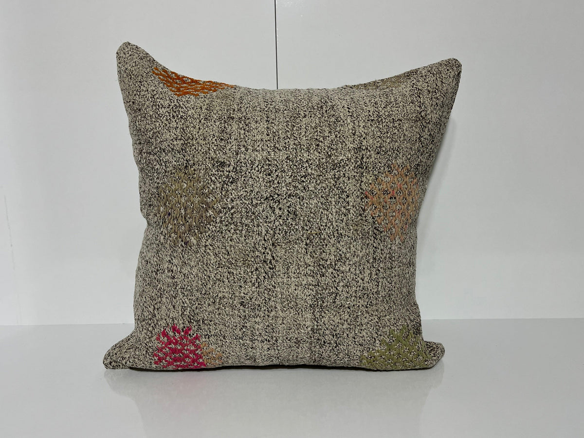 Gray kilim pillow with traditional design, handmade in Turkey – EE00175.