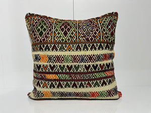 EE00131 - Kilim Pillow
