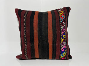 EE00166 - Kilim Pillow