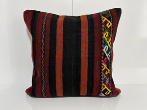 EE00194 - Kilim Pillow