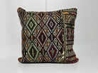 White kilim pillow with geometric design, handmade in Turkey – EE00132.