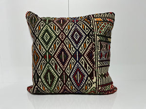 EE00132 - Kilim Pillow
