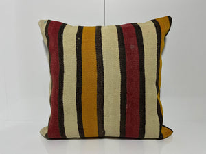 EE00316 - Kilim Pillows