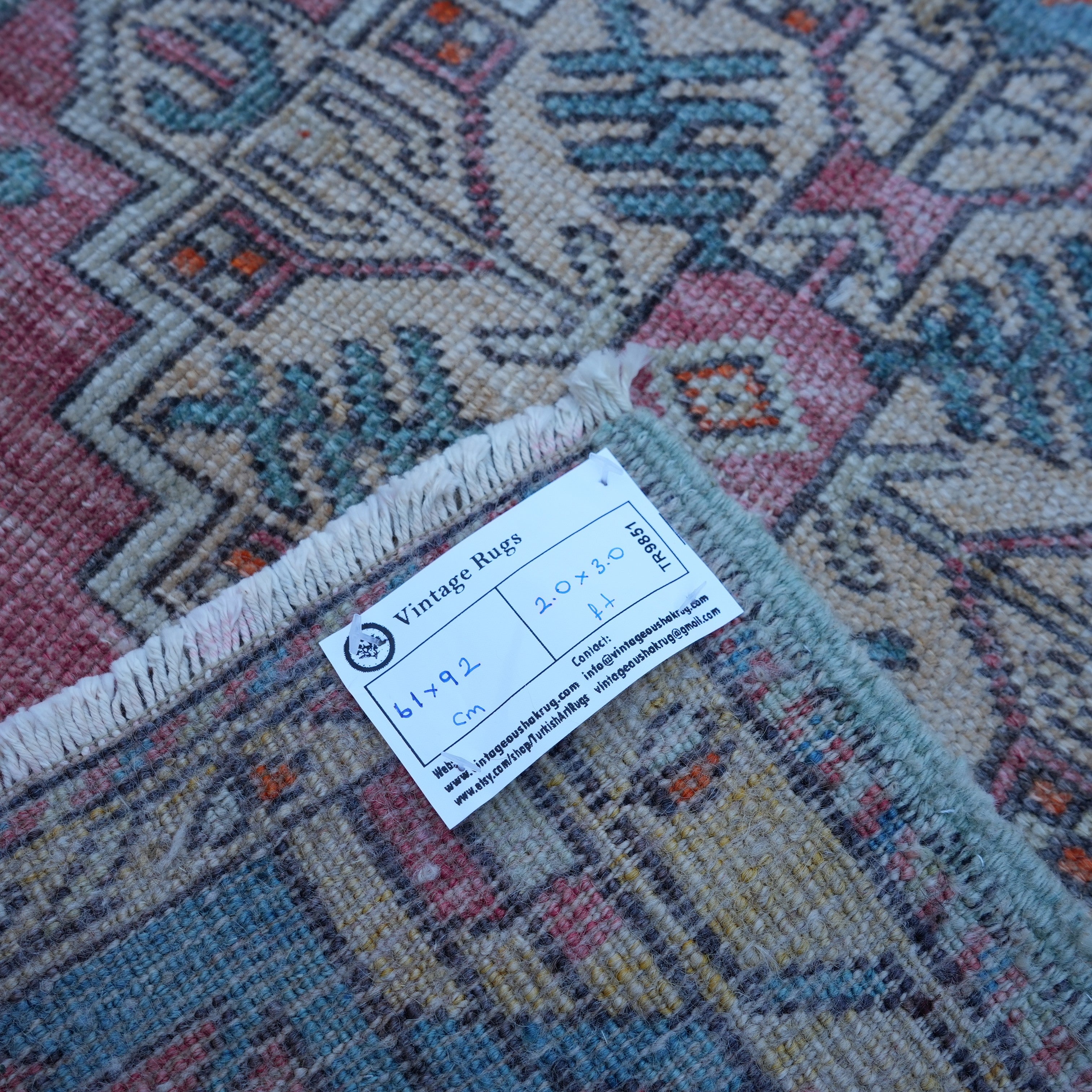Kym - Small Handmade Rug