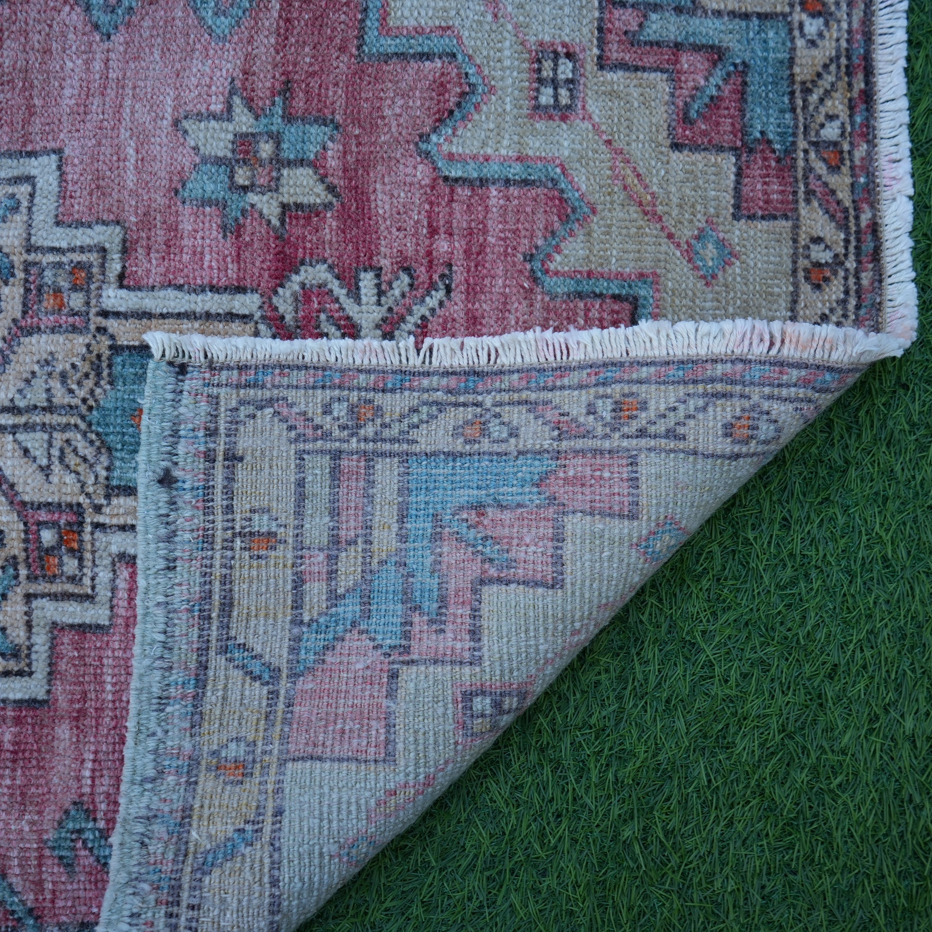 Kym - Small Handmade Rug