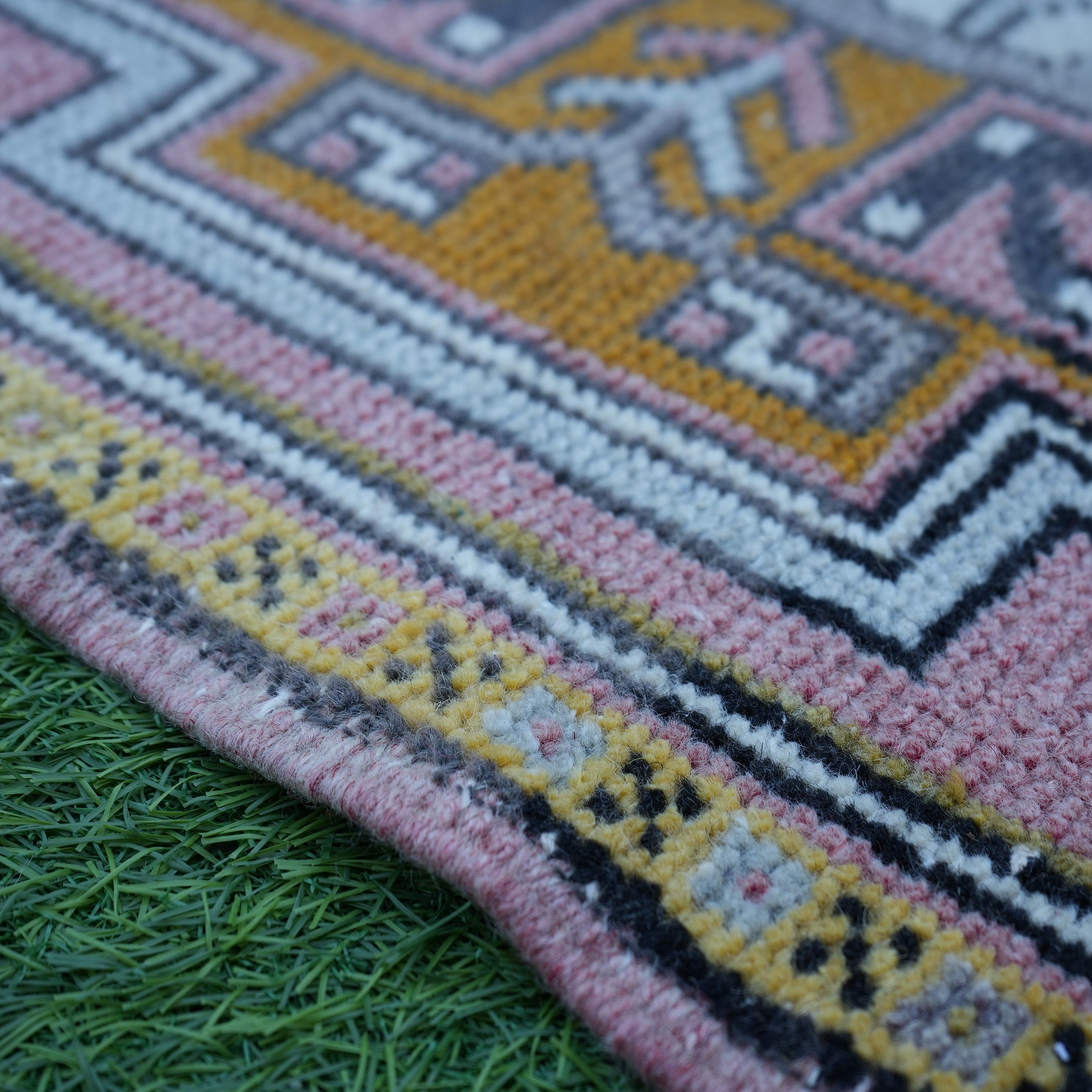 Leese - Small Area Rug