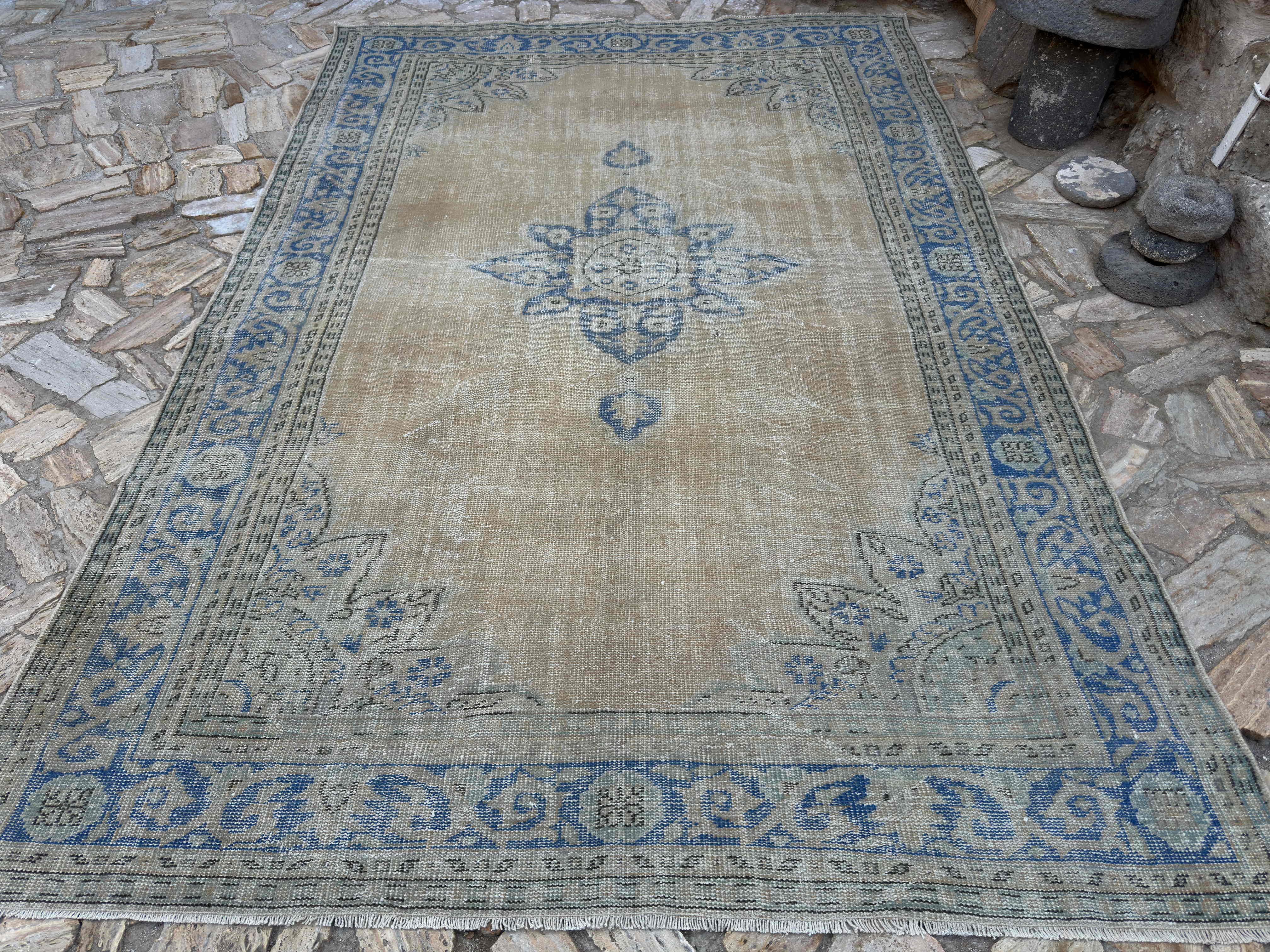 80.5×132\"Capricious” ViNTAGE TURKiSH RUG 80.5×132