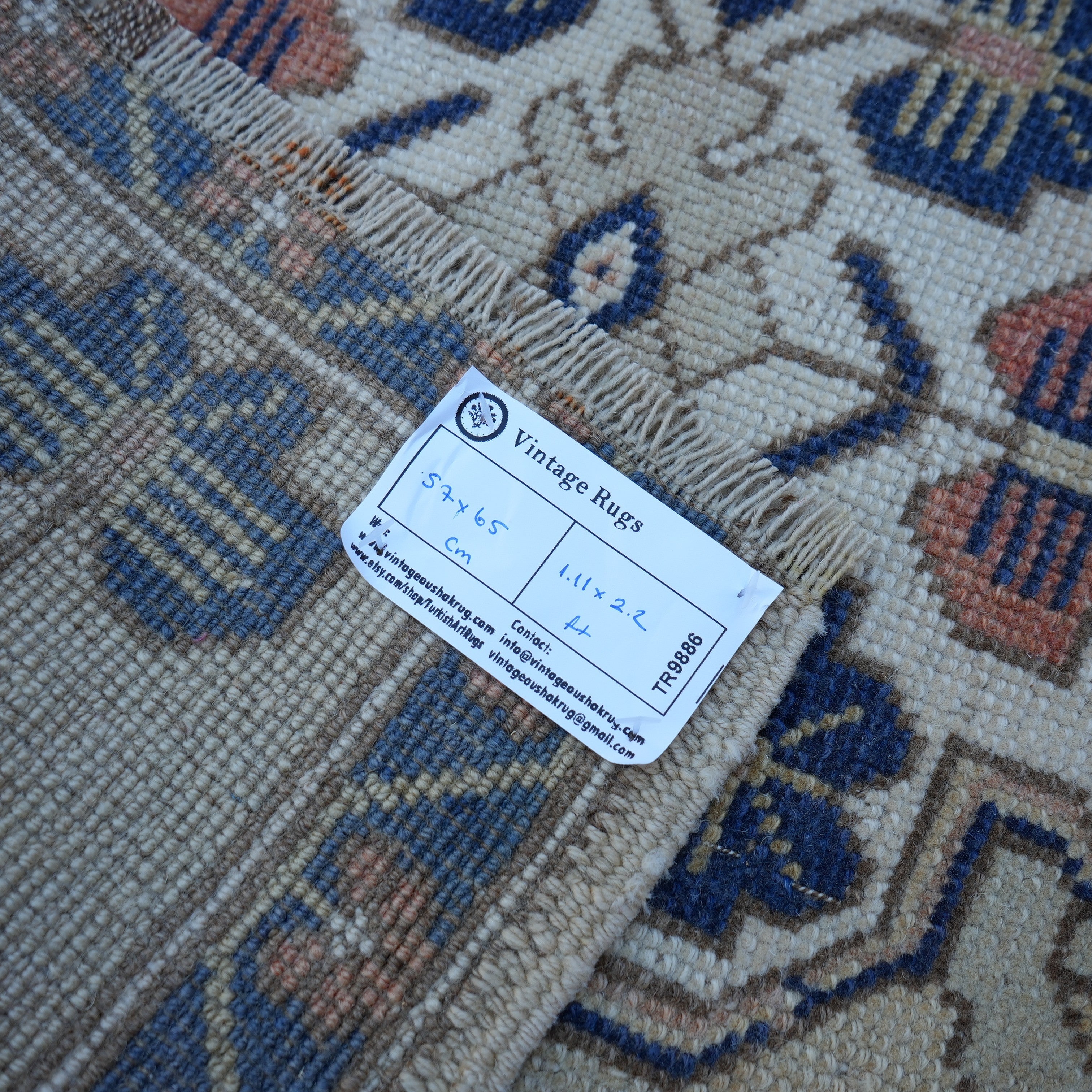 Maud - Sqaure Turkish Rug