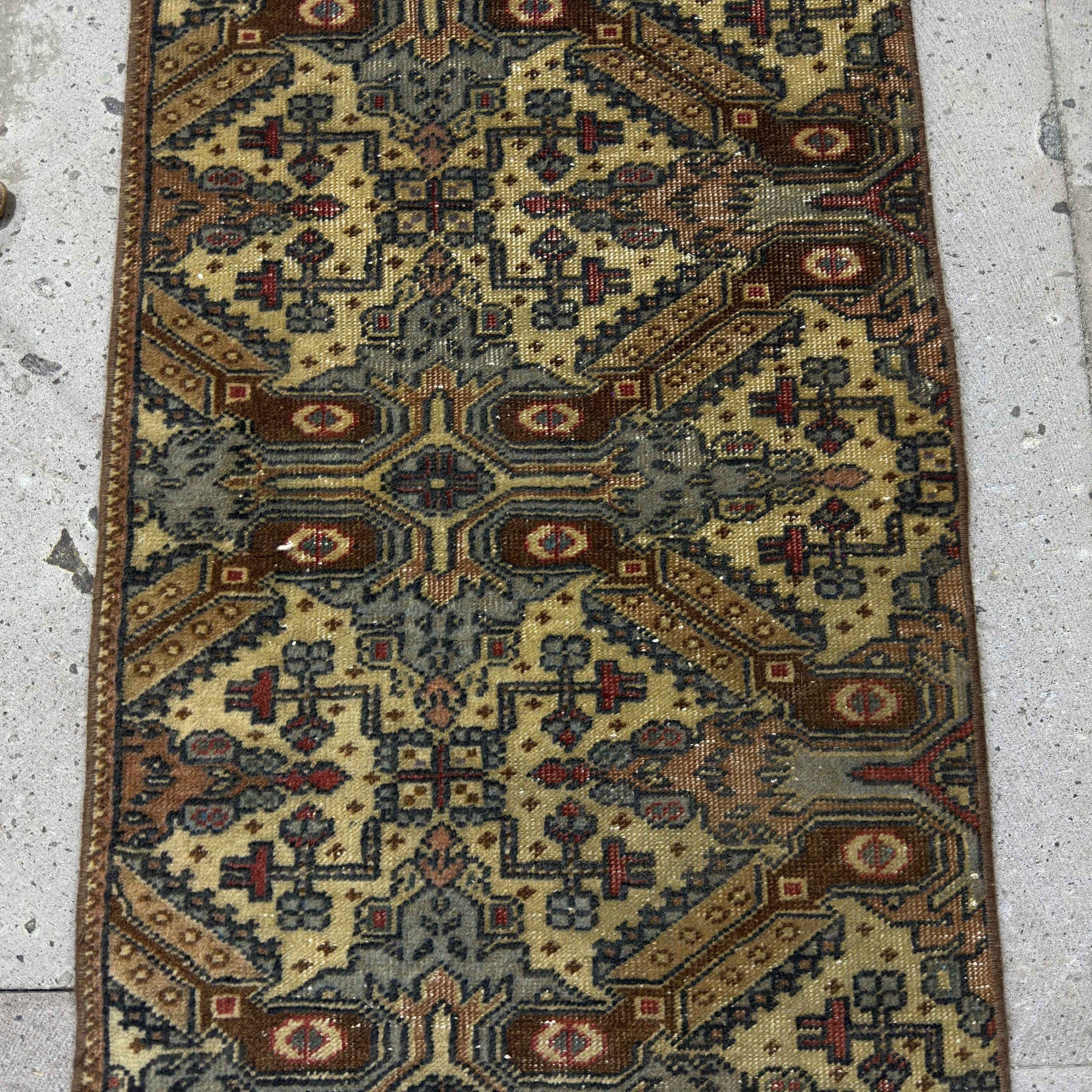 Merl 1’5” x 3’