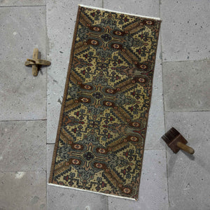 Merl - Mini Vintage Rug