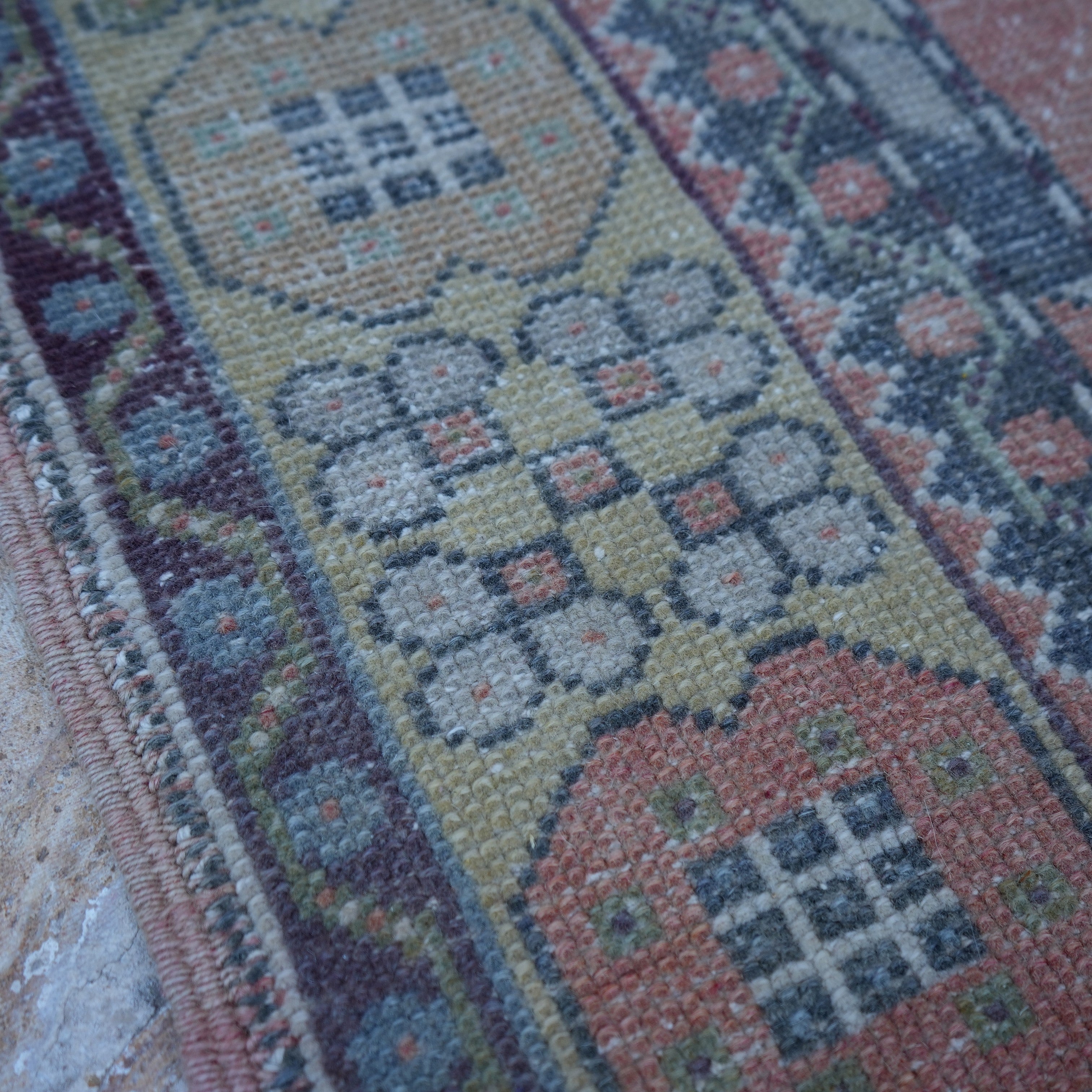 Missie - Vintage Turkish Rug
