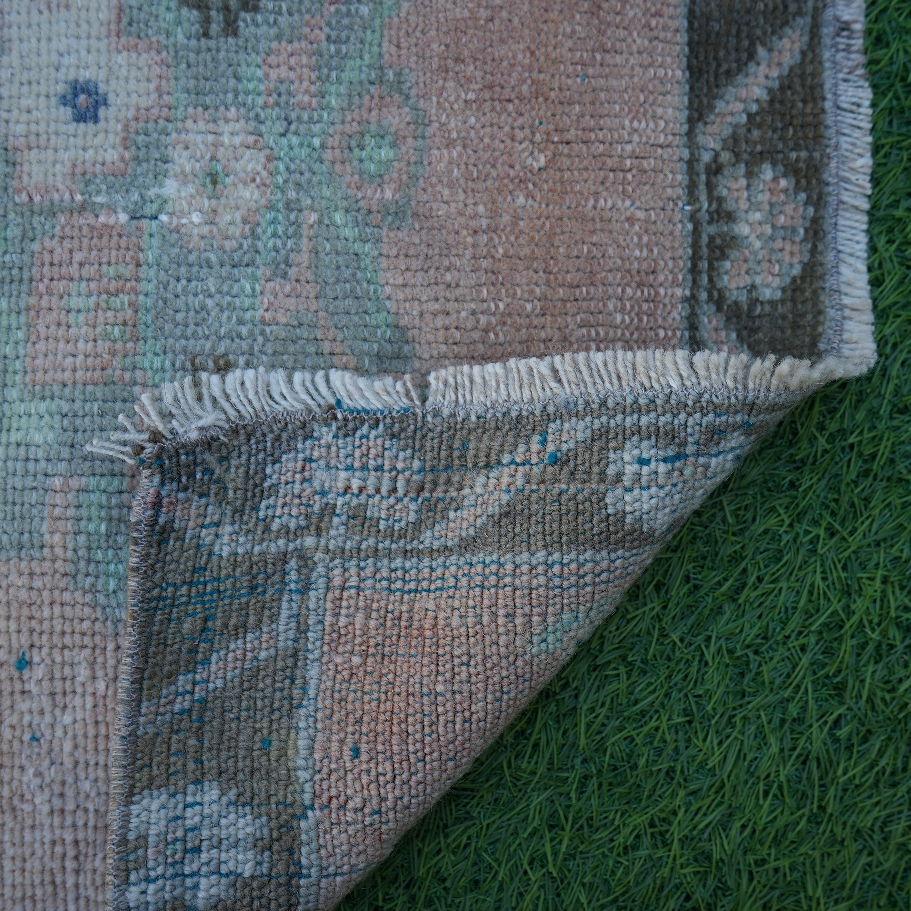 Nanice - Small Square Rug