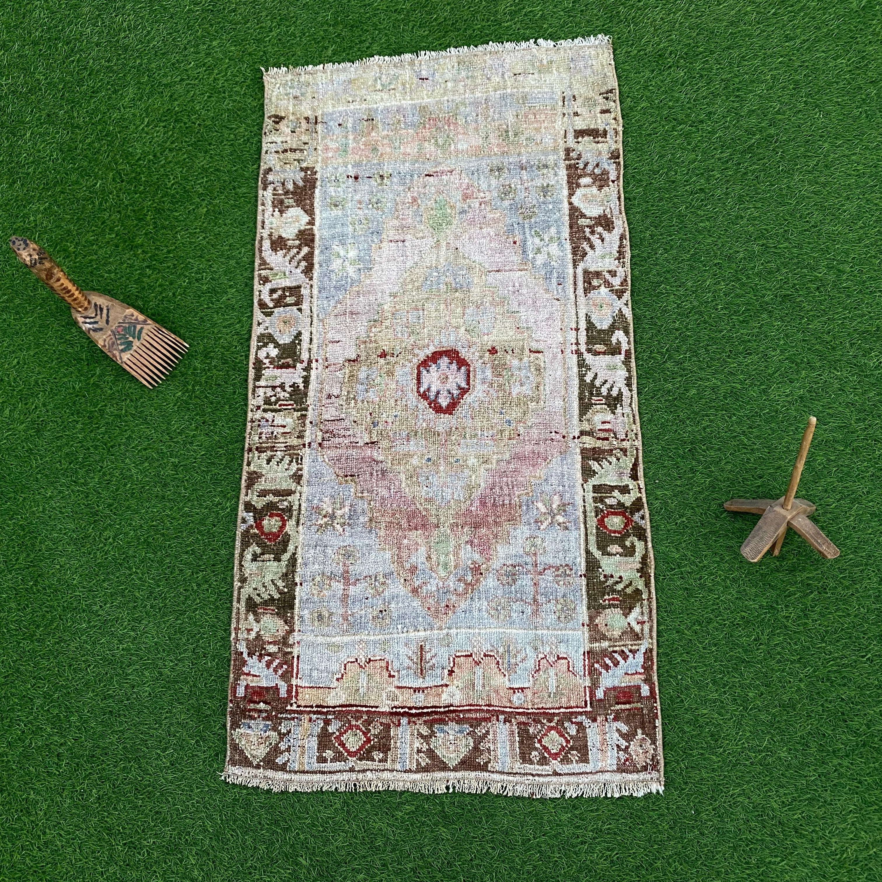 Natan 1'10'' x 3'5''