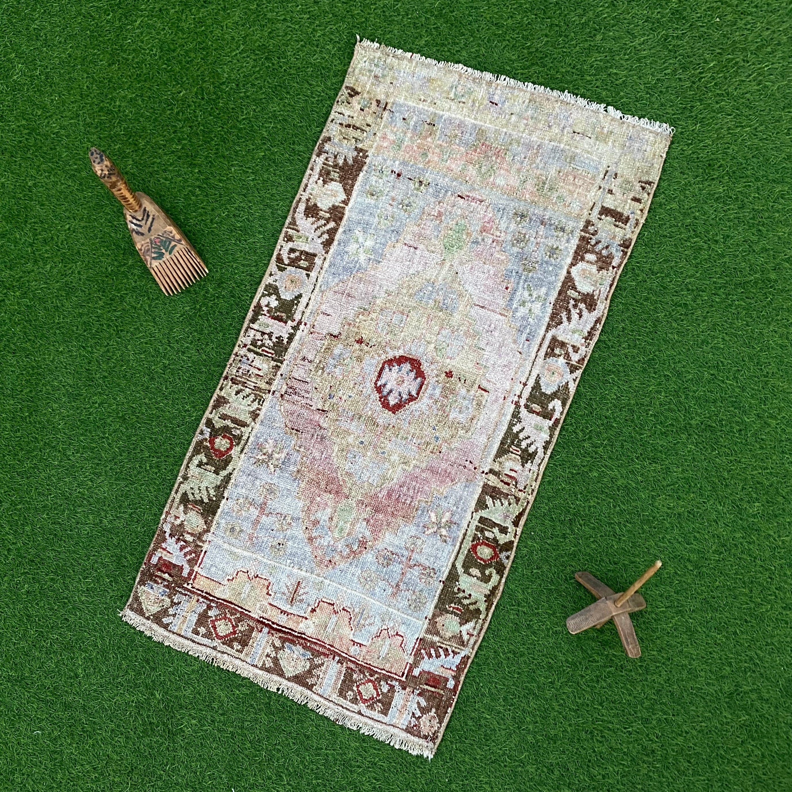 Natan 1'10'' x 3'5''