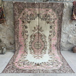Quiller  - Oriental Wool Rug