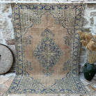 Blue 6' x 9' oriental wool rug with medallion design, handmade in Turkey – Zander.