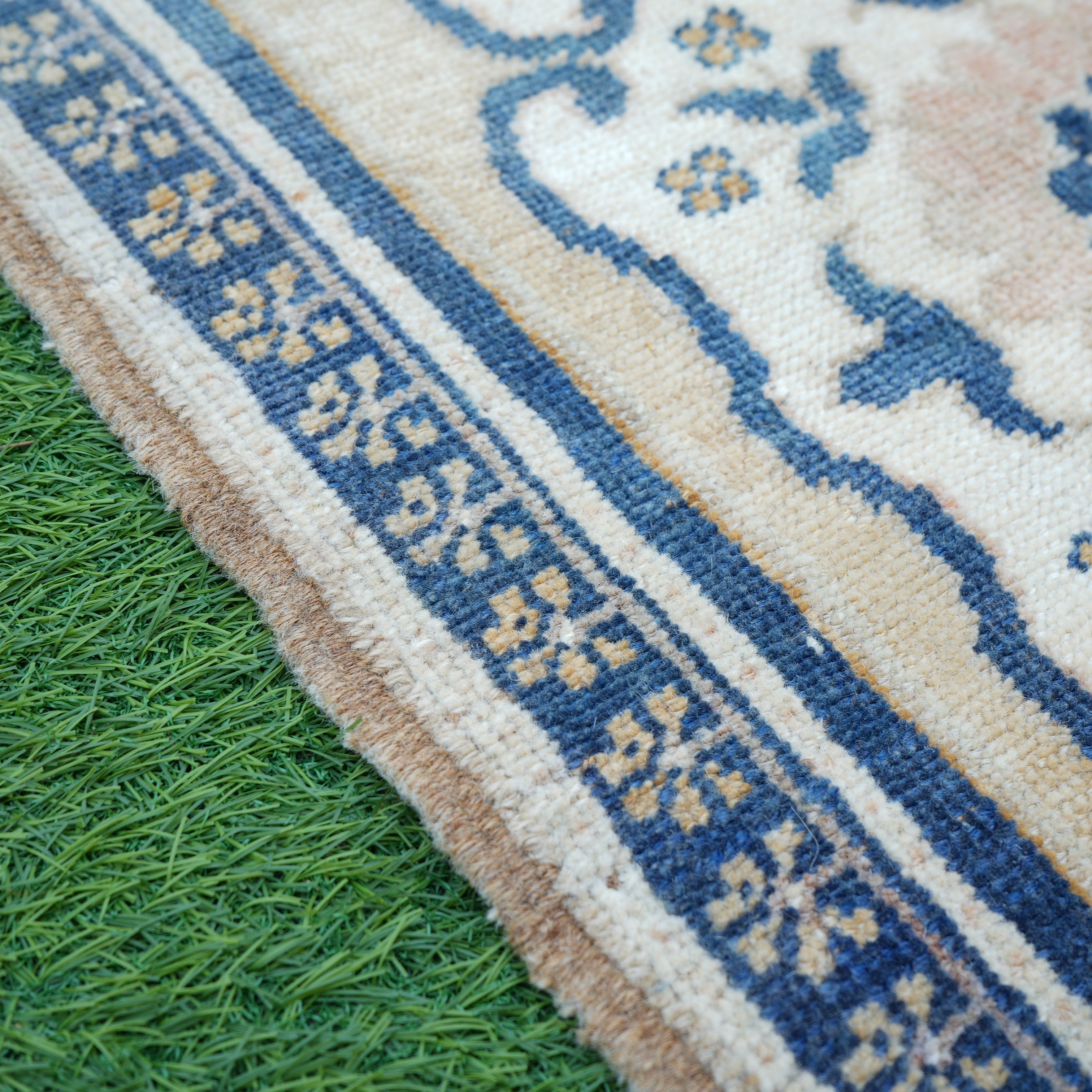 Pace - Vintage Small Rug