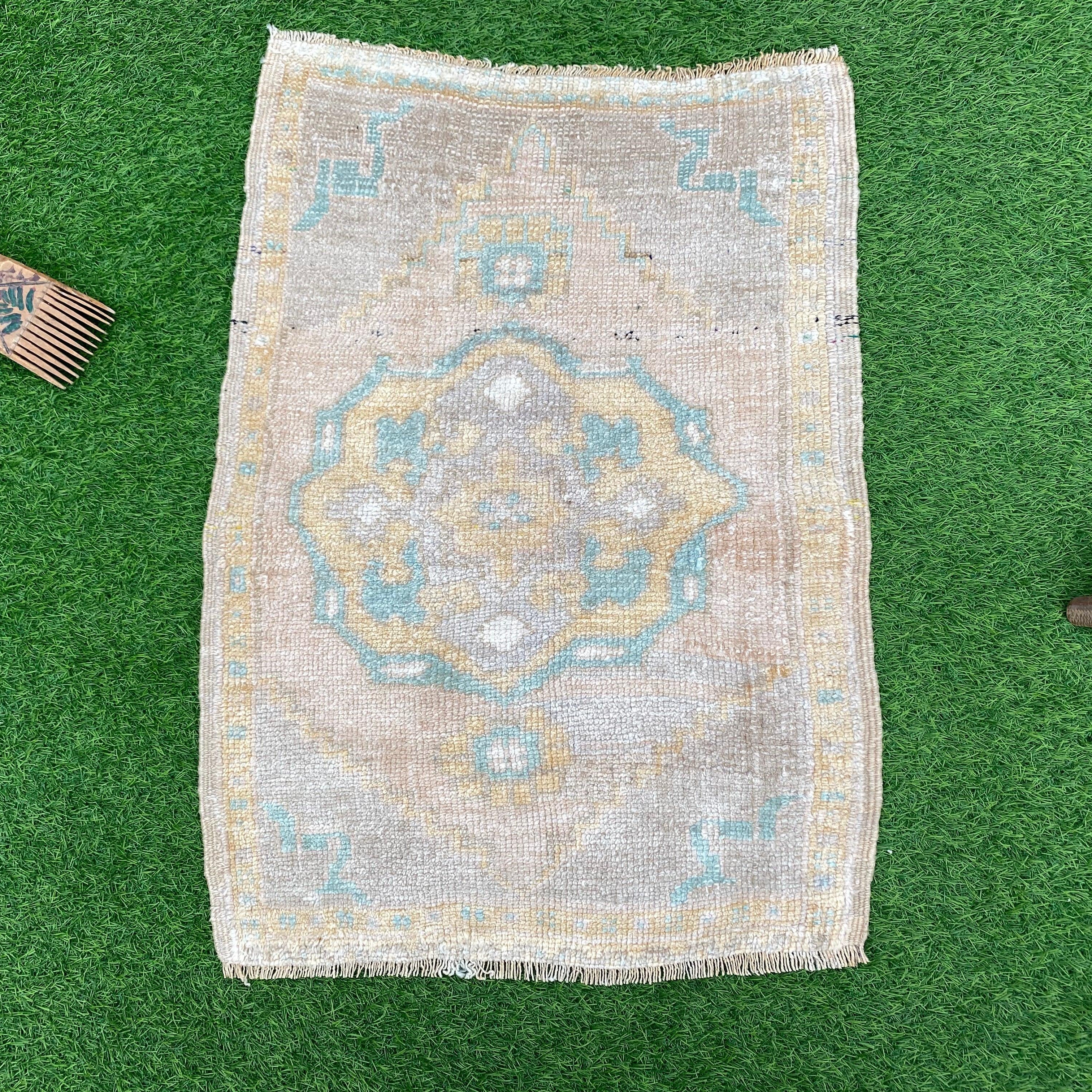 Perkin 1'10'' x 2'6''