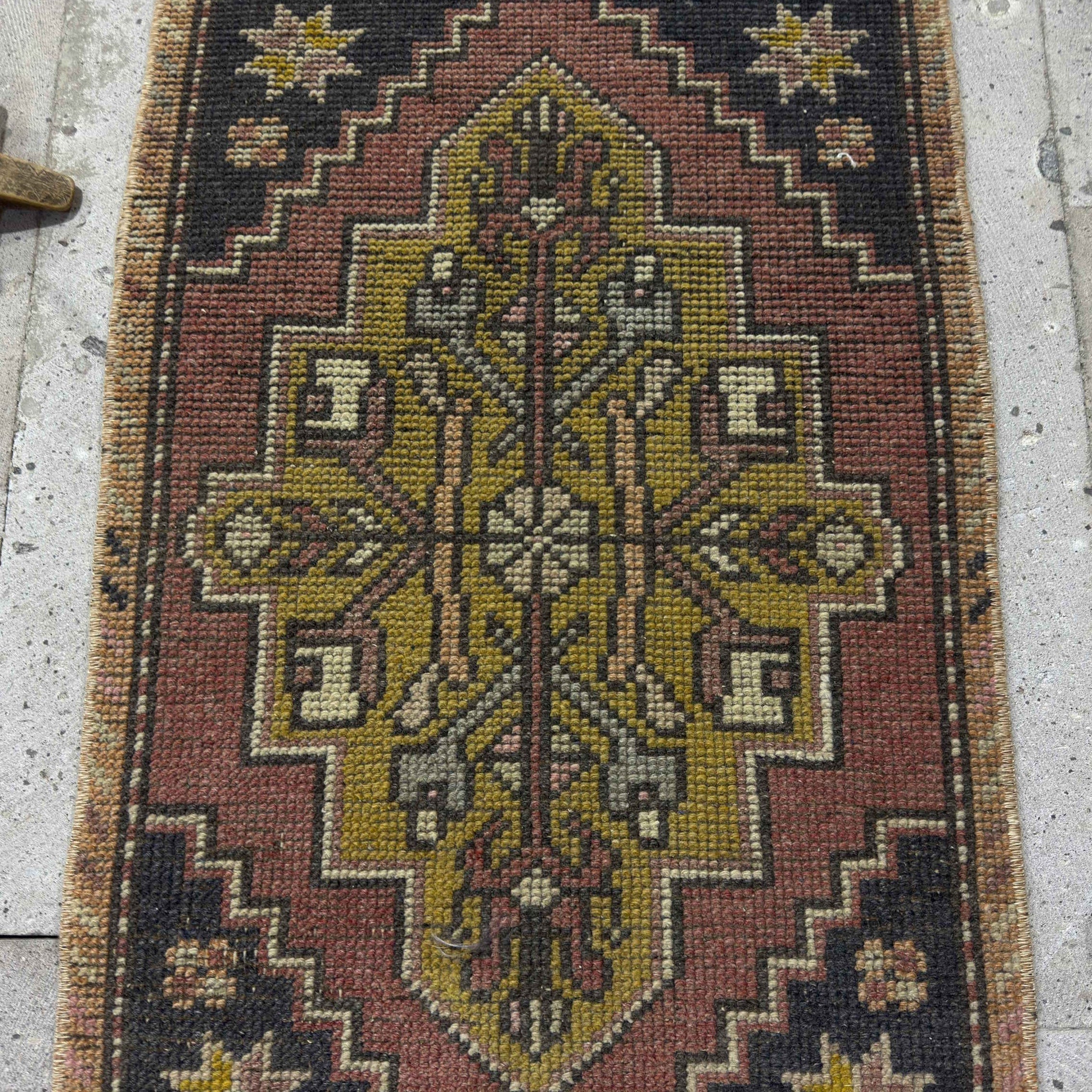 Ramona 1’7” x 3’