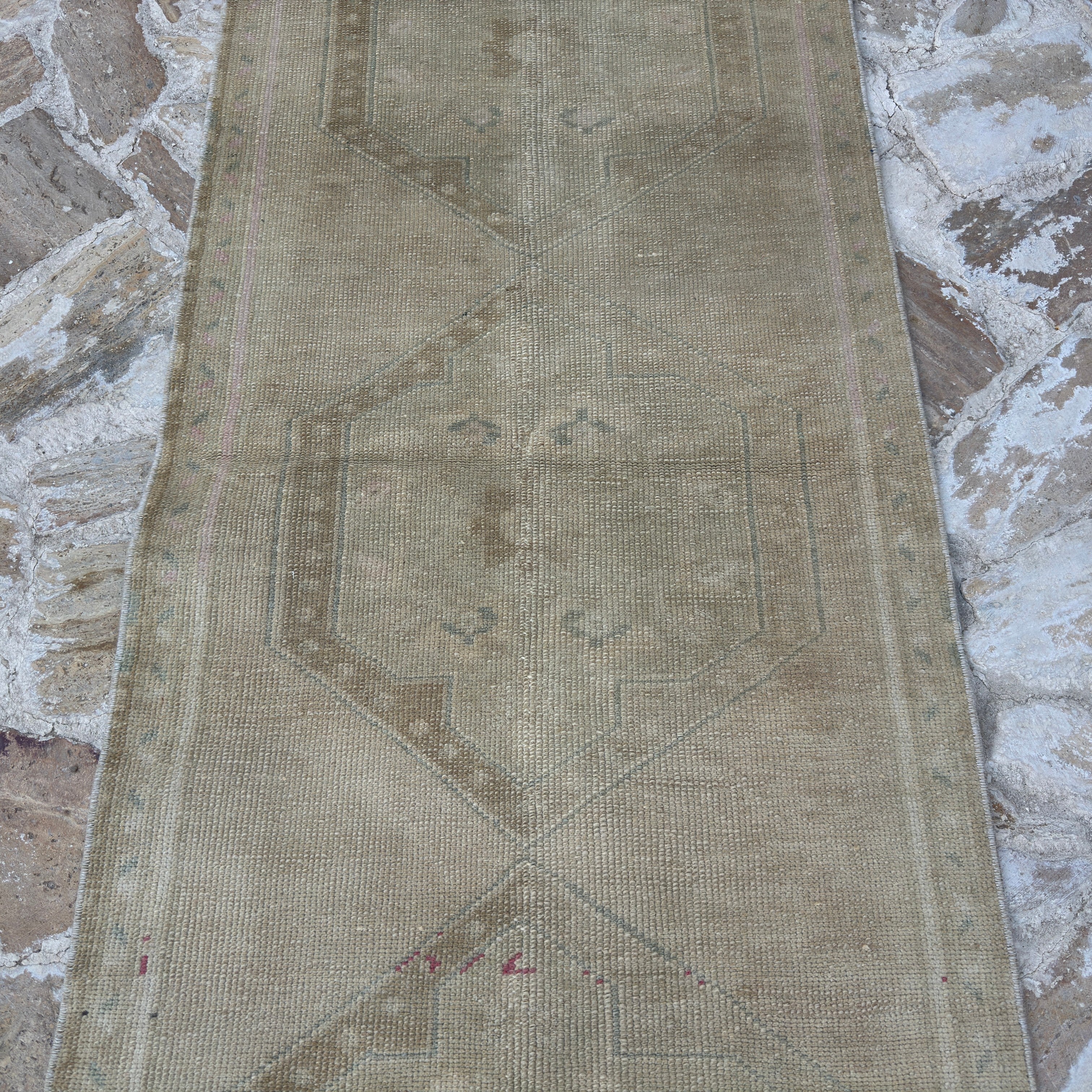 Ros 2’4” x 10’