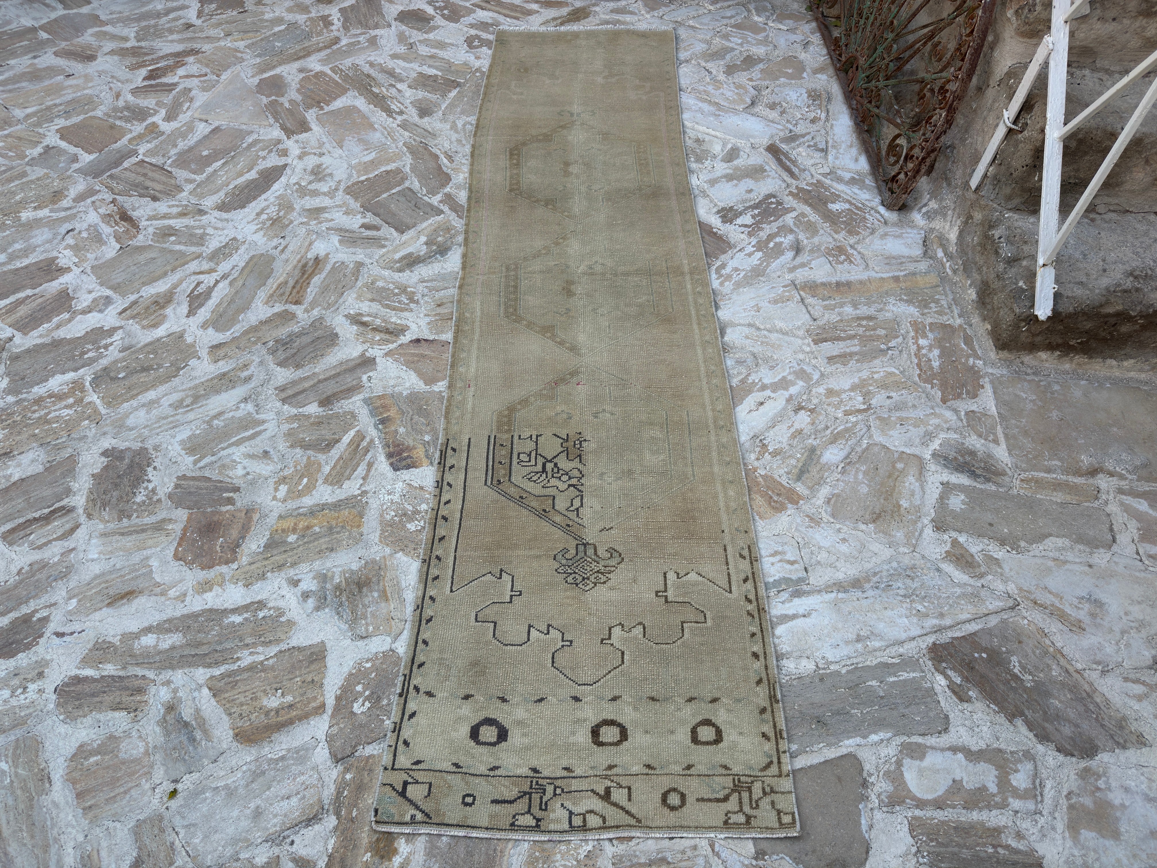Ros 2’4” x 10’